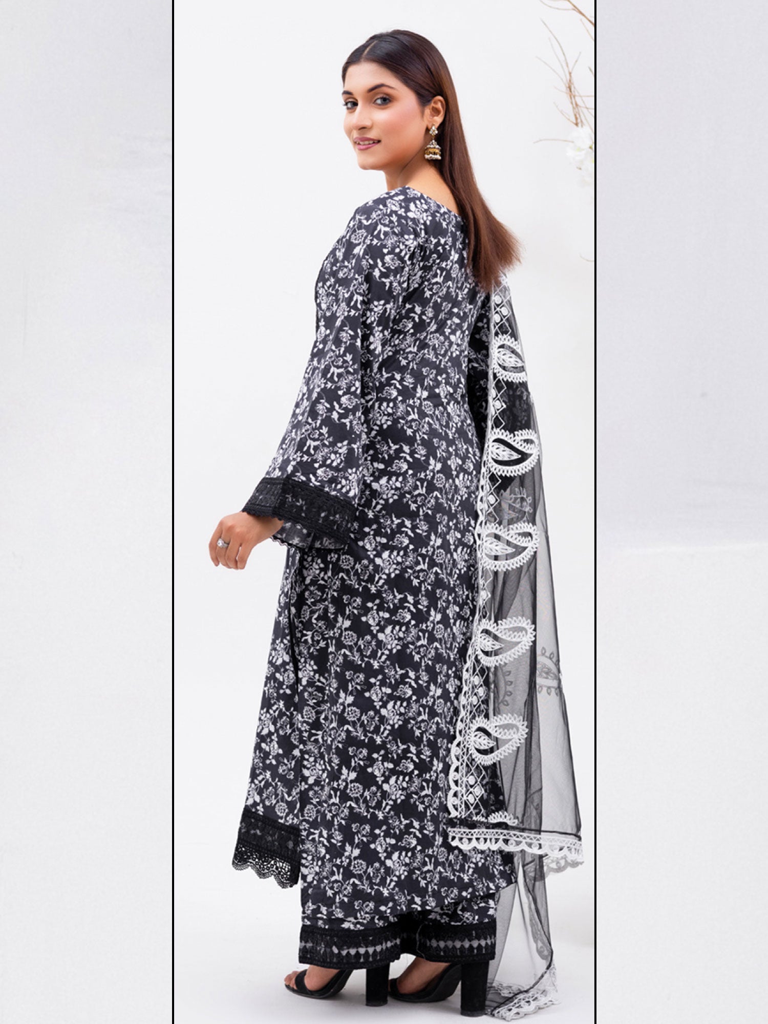 Rangz Festive Black & White Embroidered Lawn Suit (D-03)