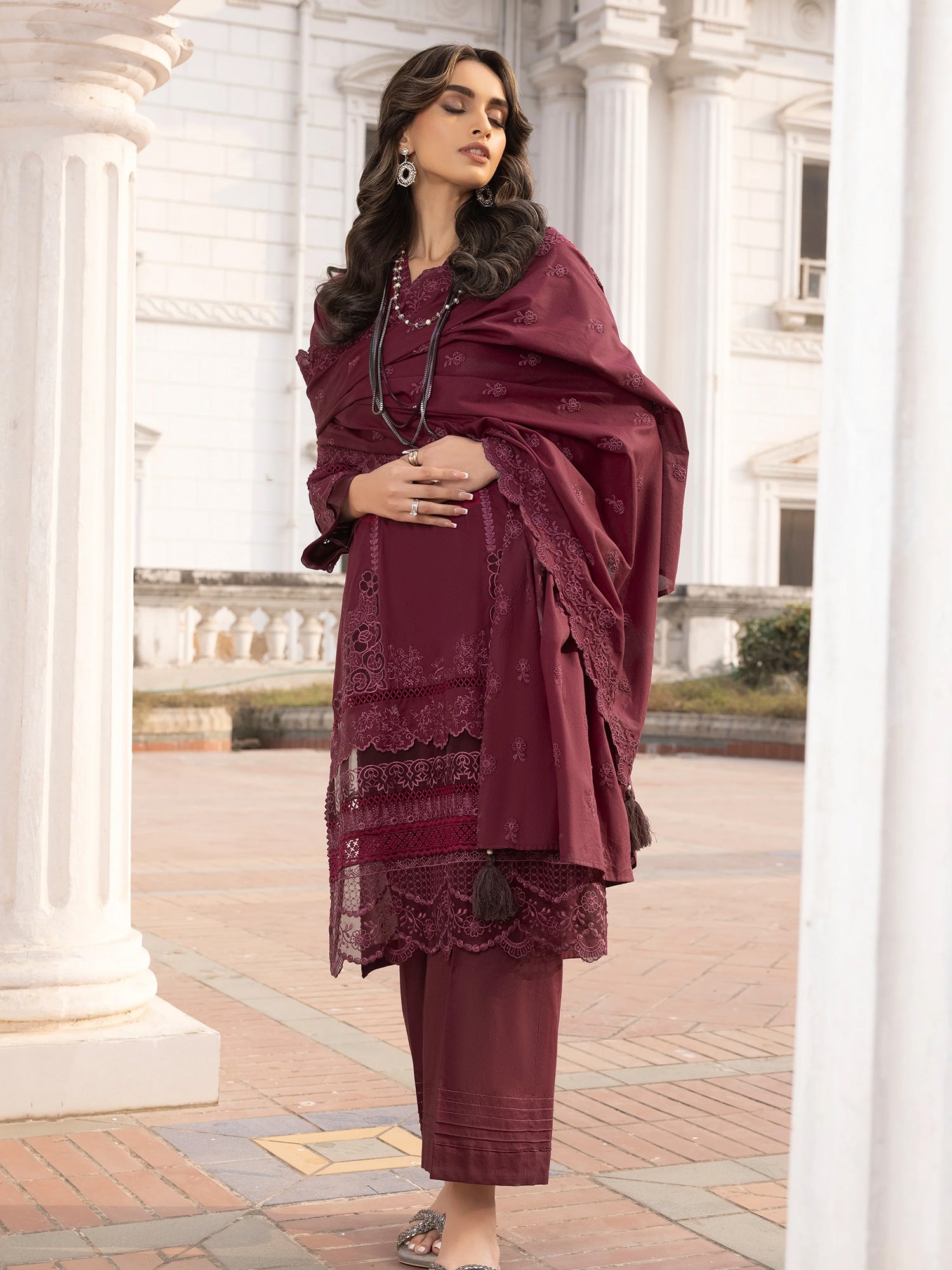 Lakhany Plum Unstitched Embroidered Lawn 3-Piece Suit (LG-SK-0080)