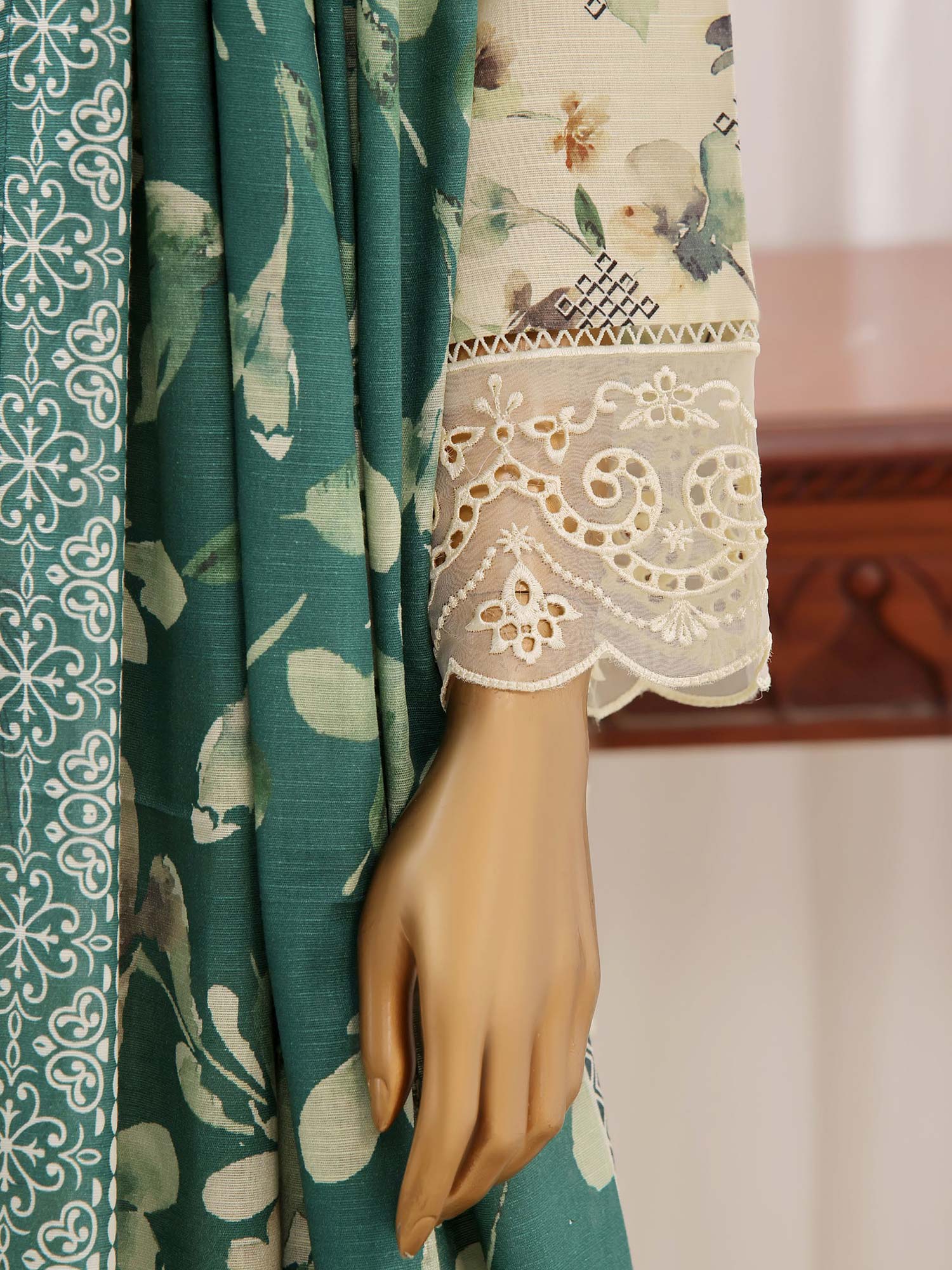 Sadabahar Embroidered Winter Khaddar 3-Piece Suit - Cream & Green