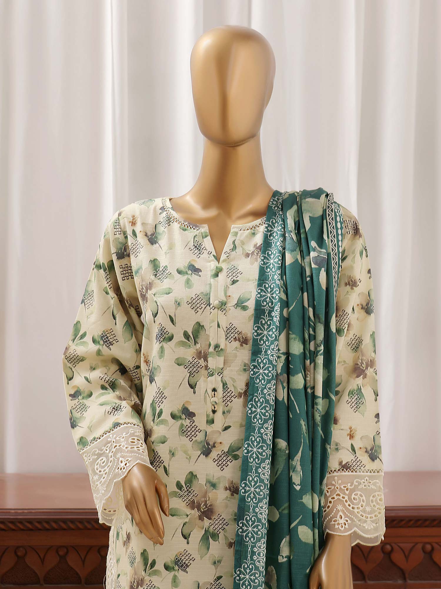 Sadabahar Embroidered Winter Khaddar 3-Piece Suit - Cream & Green