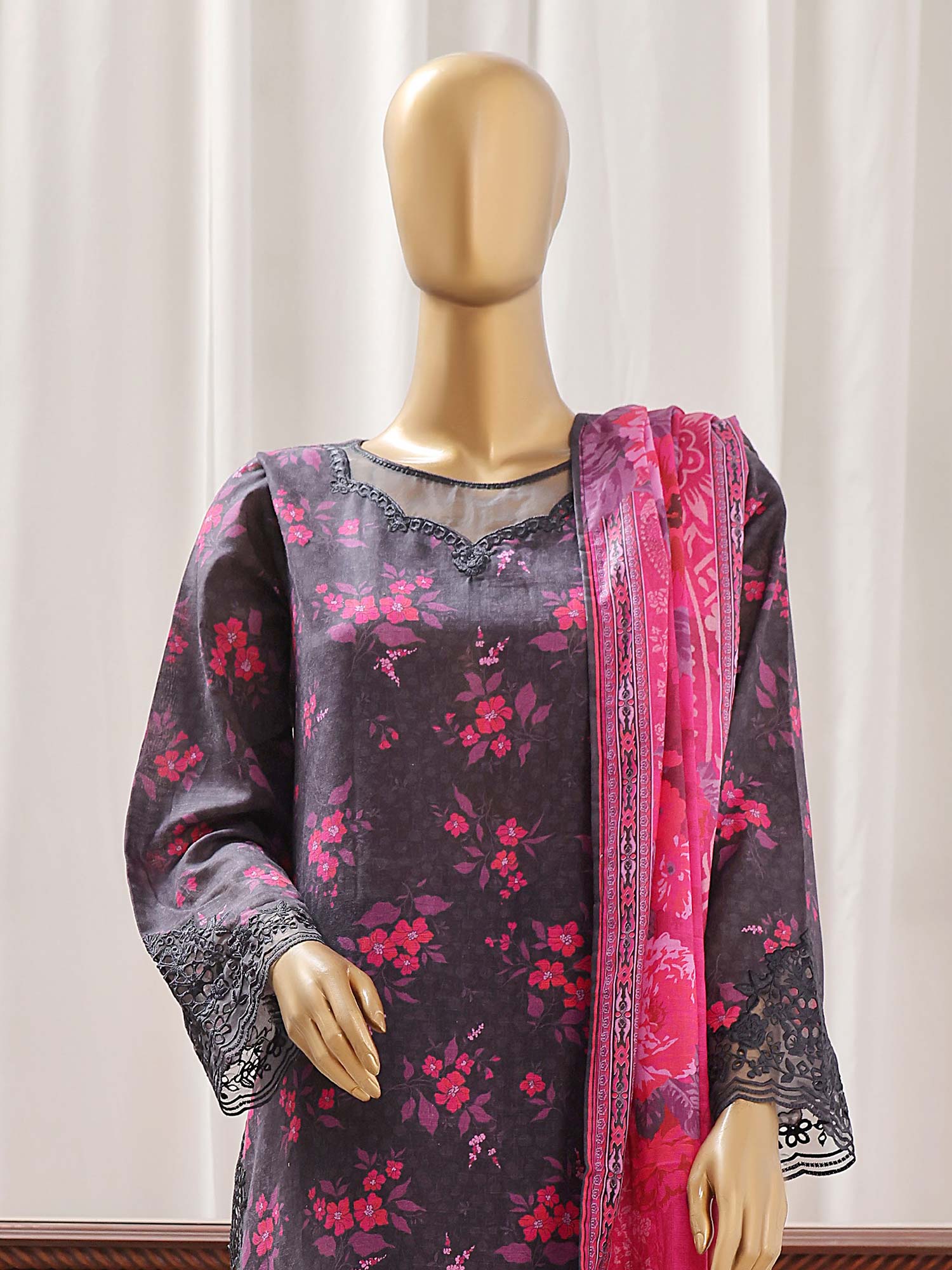 Sadabahar Embroidered Winter Khaddar 3-Piece Suit - Purple