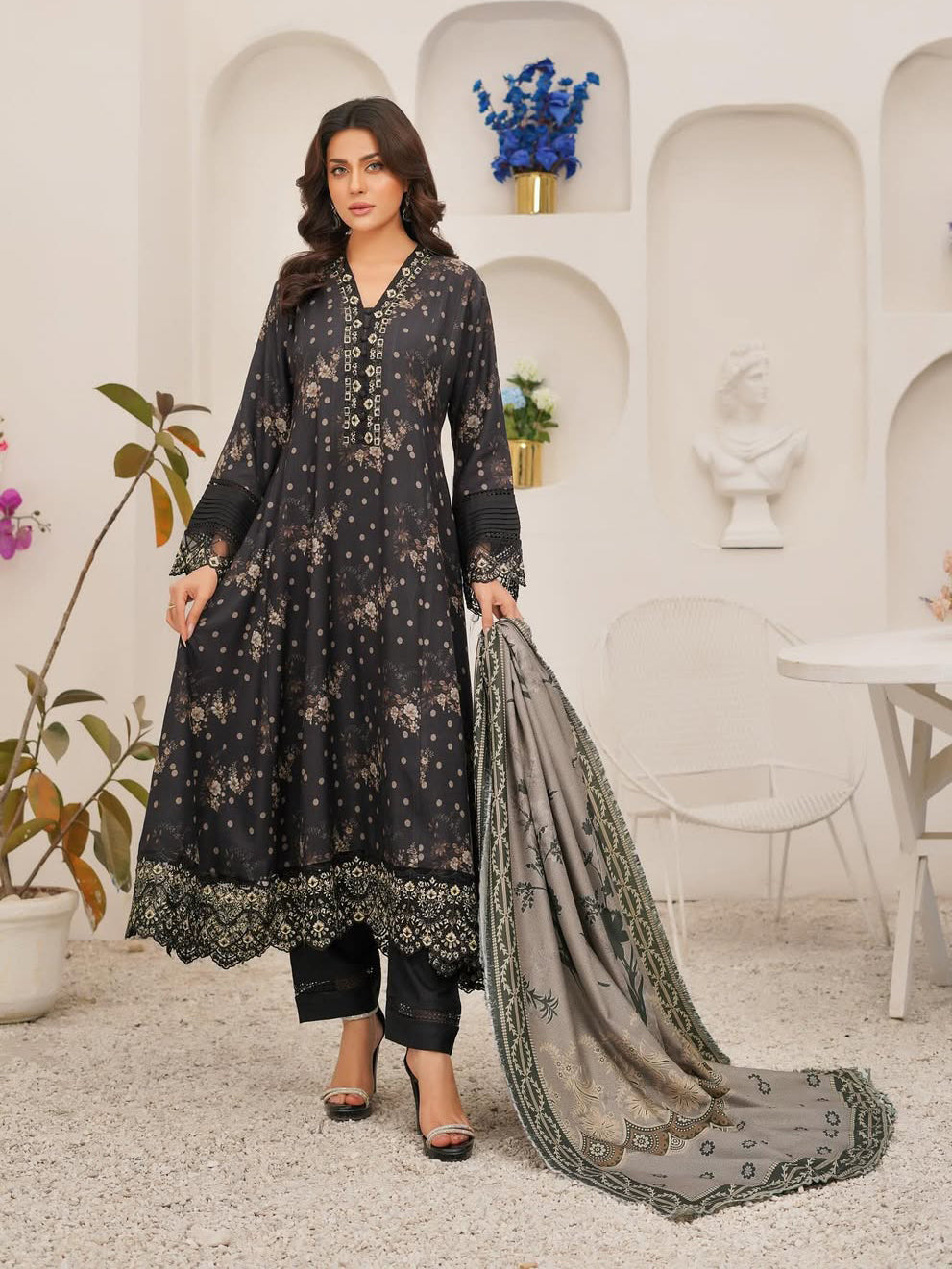 Munira Embroidered Winter Dhanak Frock Suit (MSL-02) - Black