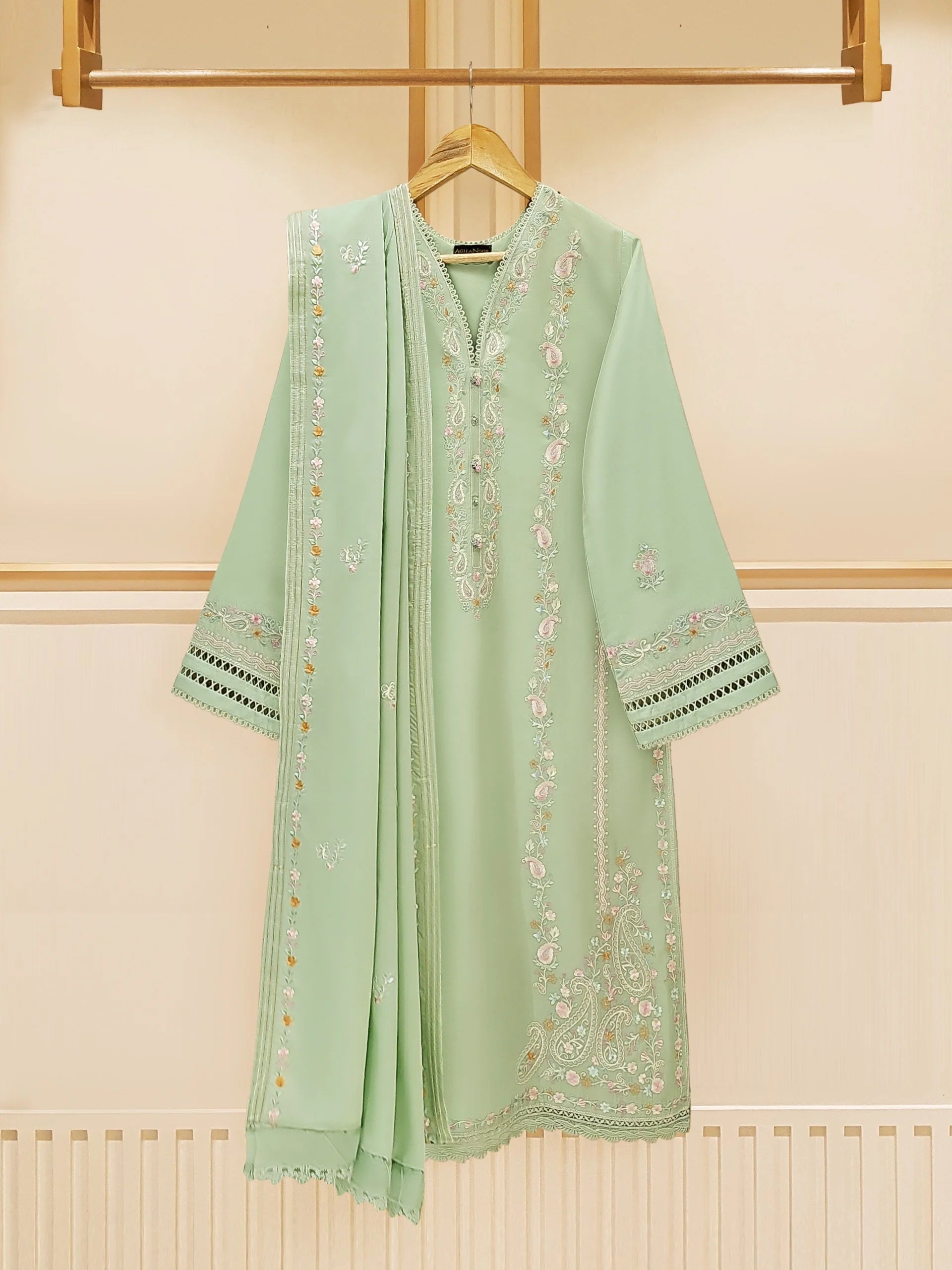 Agha Noor Pistachio Green Embroidered Lawn 2-Piece (Shirt + Dupatta)