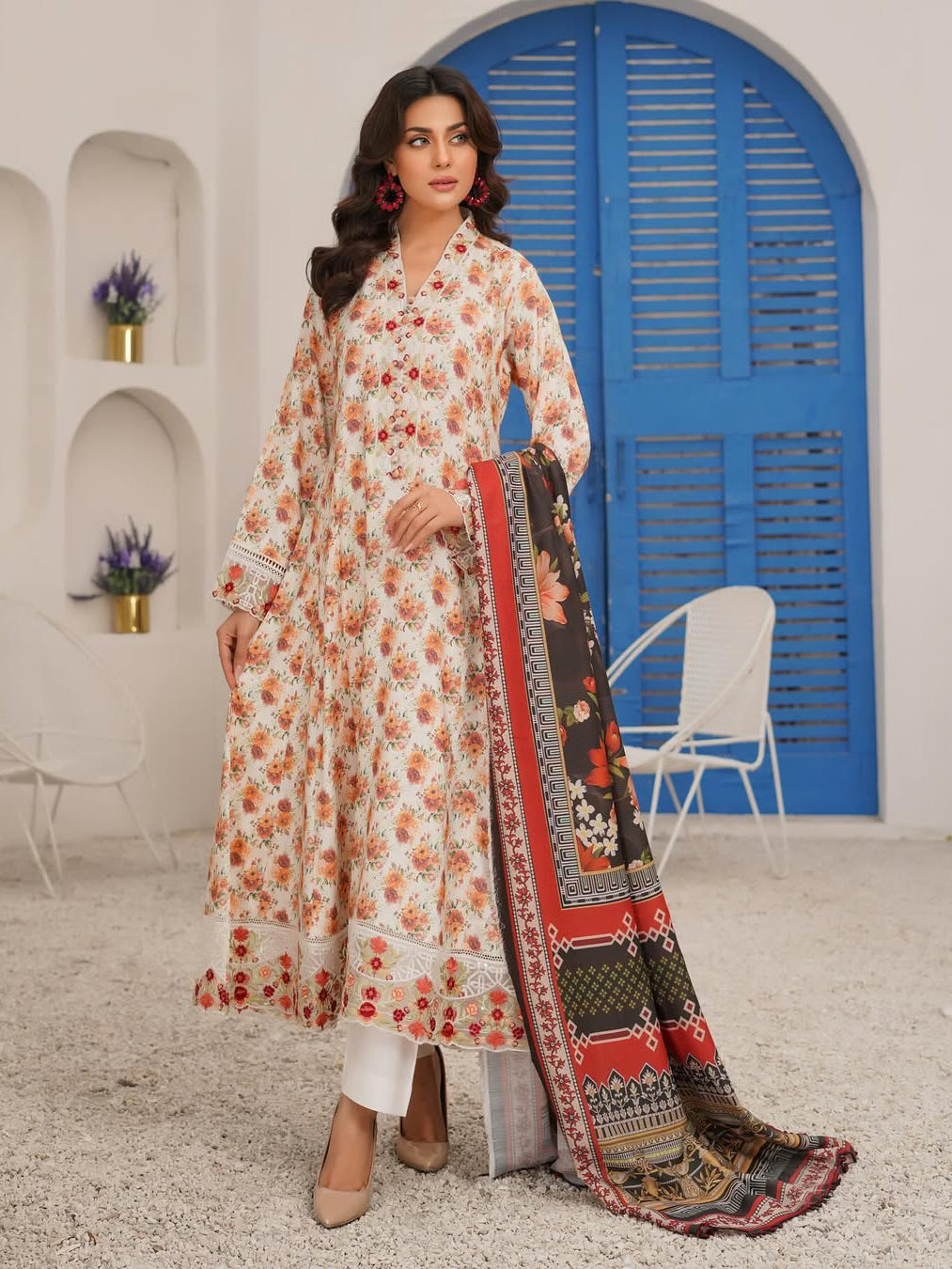 Munira Embroidered Winter Dhanak Frock Suit (MSL-03) - Peach