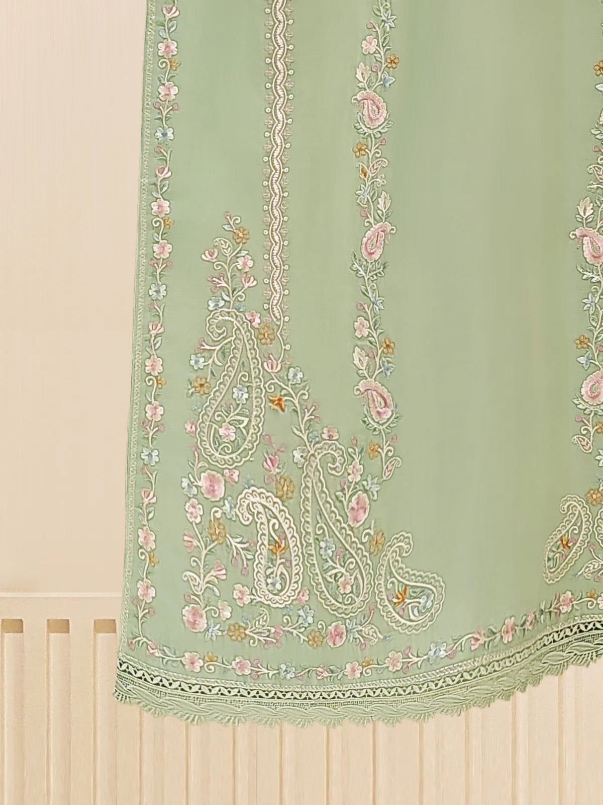 Agha Noor Pistachio Green Embroidered Lawn 2-Piece (Shirt + Dupatta)