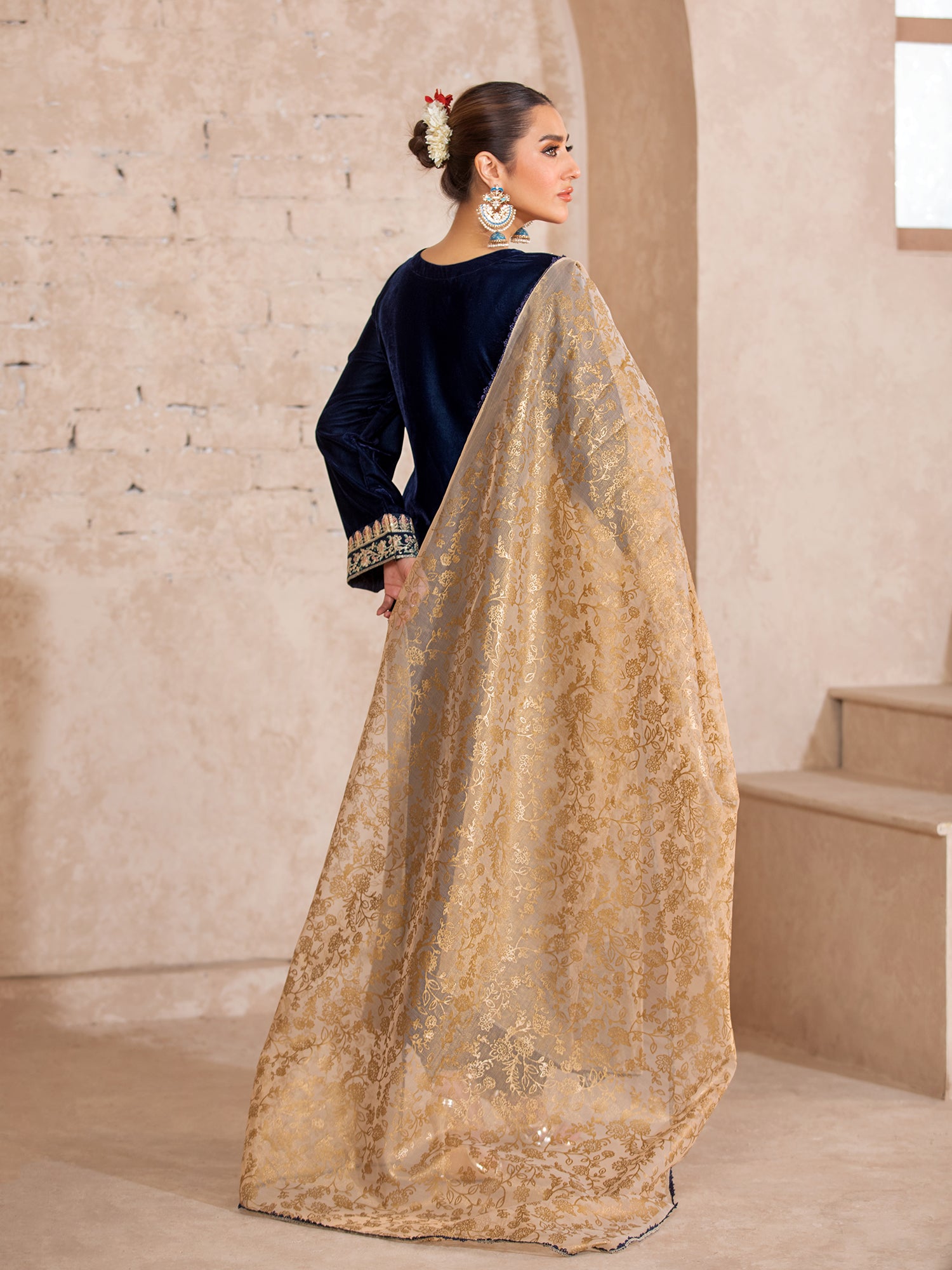 Heera's Zinc Embroidered Velvet Long 3-Piece Suit