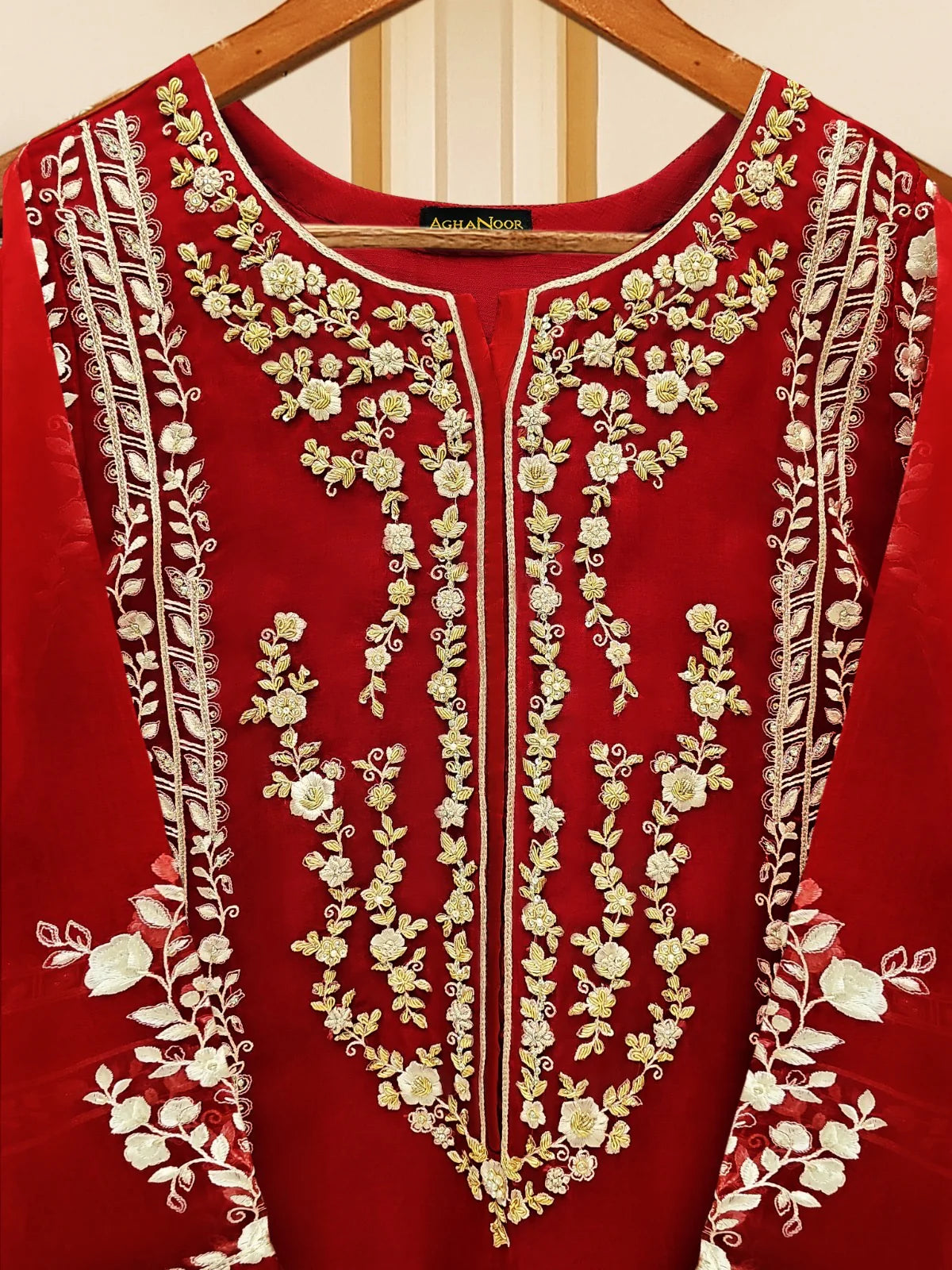 Agha Noor Maroon Embroidered Pure Organza 3-Piece Suit