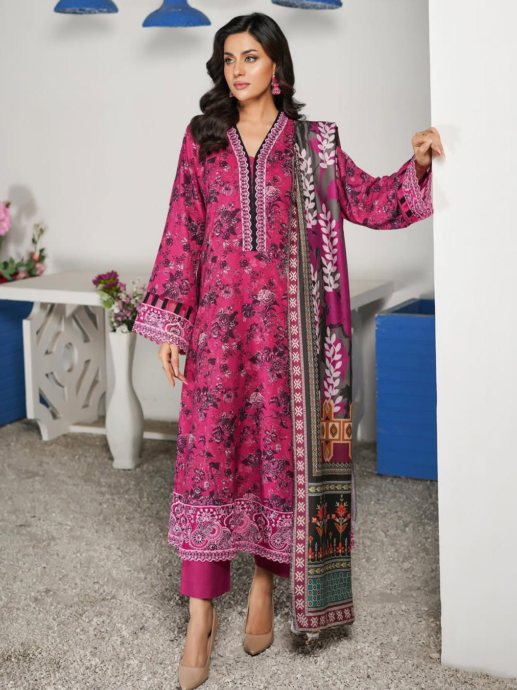 Munira Embroidered Winter Dhanak Frock Suit (MSL-06) - Pink