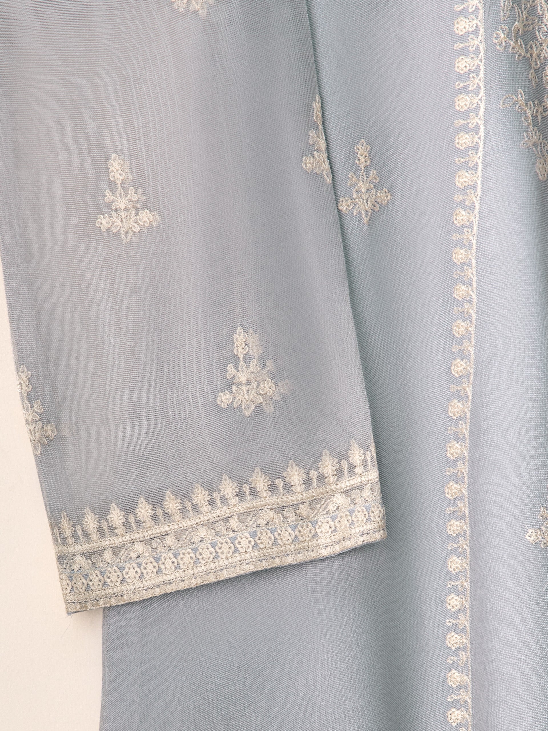 Agha Noor Blue-Grey Embroidered Cotton Net 3-Piece Suit