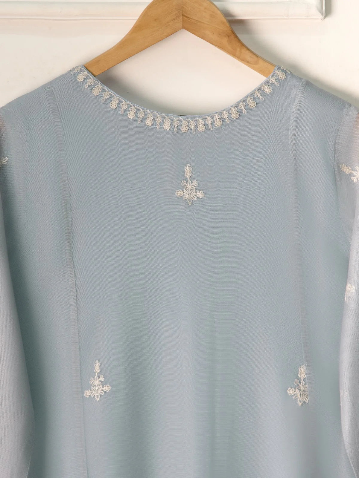 Agha Noor Blue-Grey Embroidered Cotton Net 3-Piece Suit