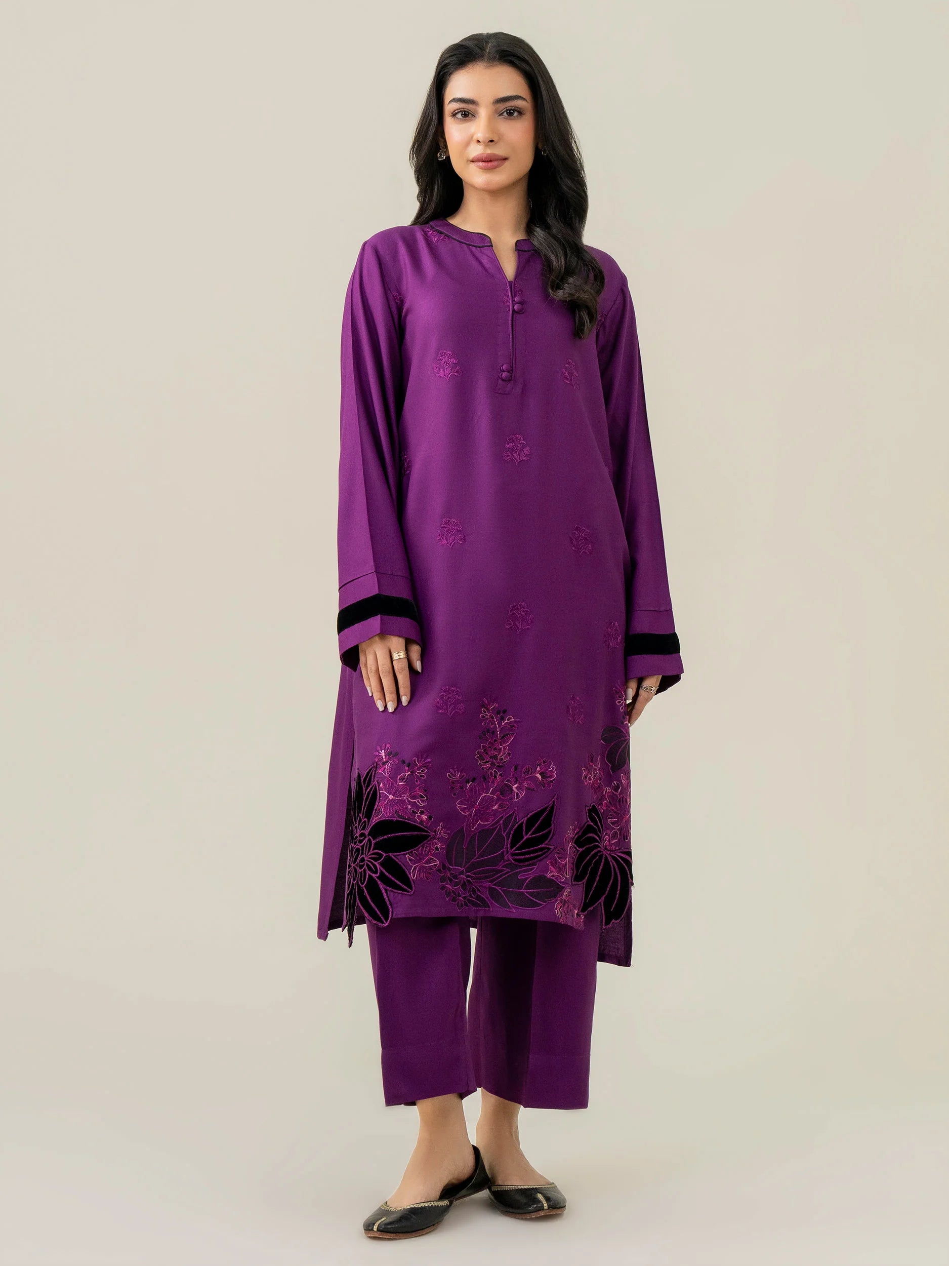 Limelight Purple Crepe Embroidered 2-Piece Suit (A0689ST)