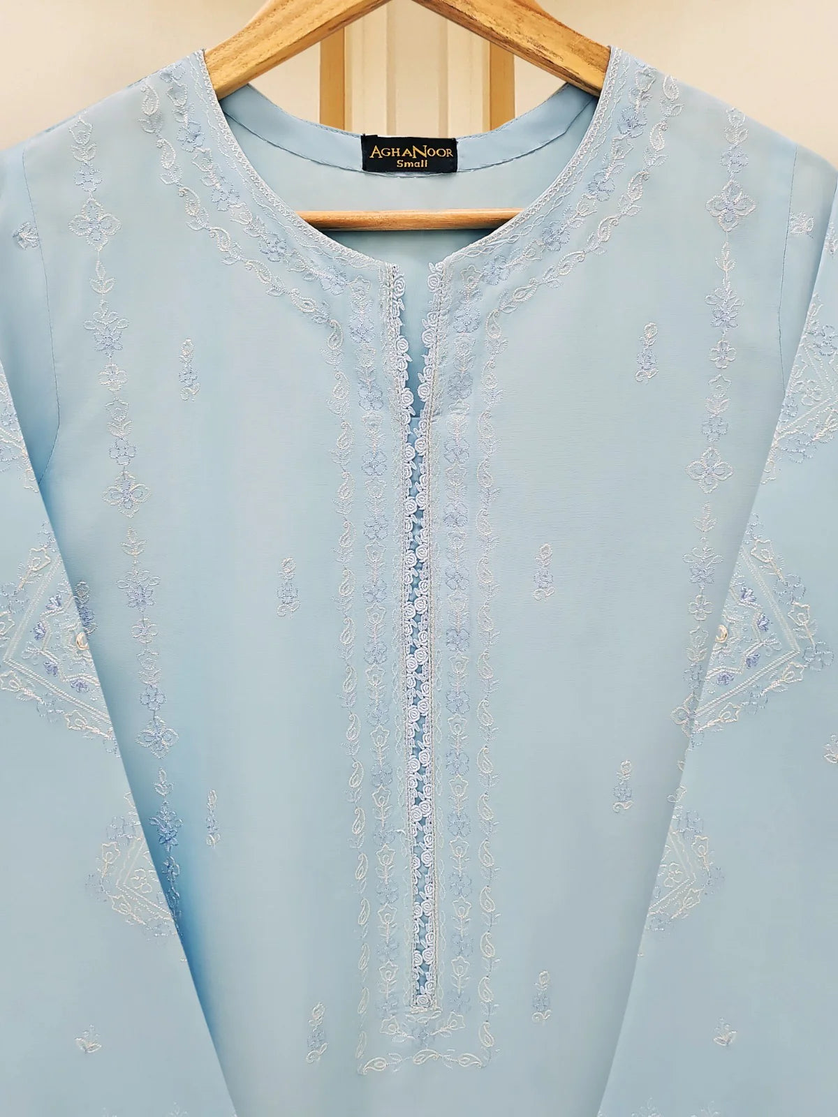 Agha Noor Sky Blue Embroidered Lawn 2-Piece (Shirt + Trouser)