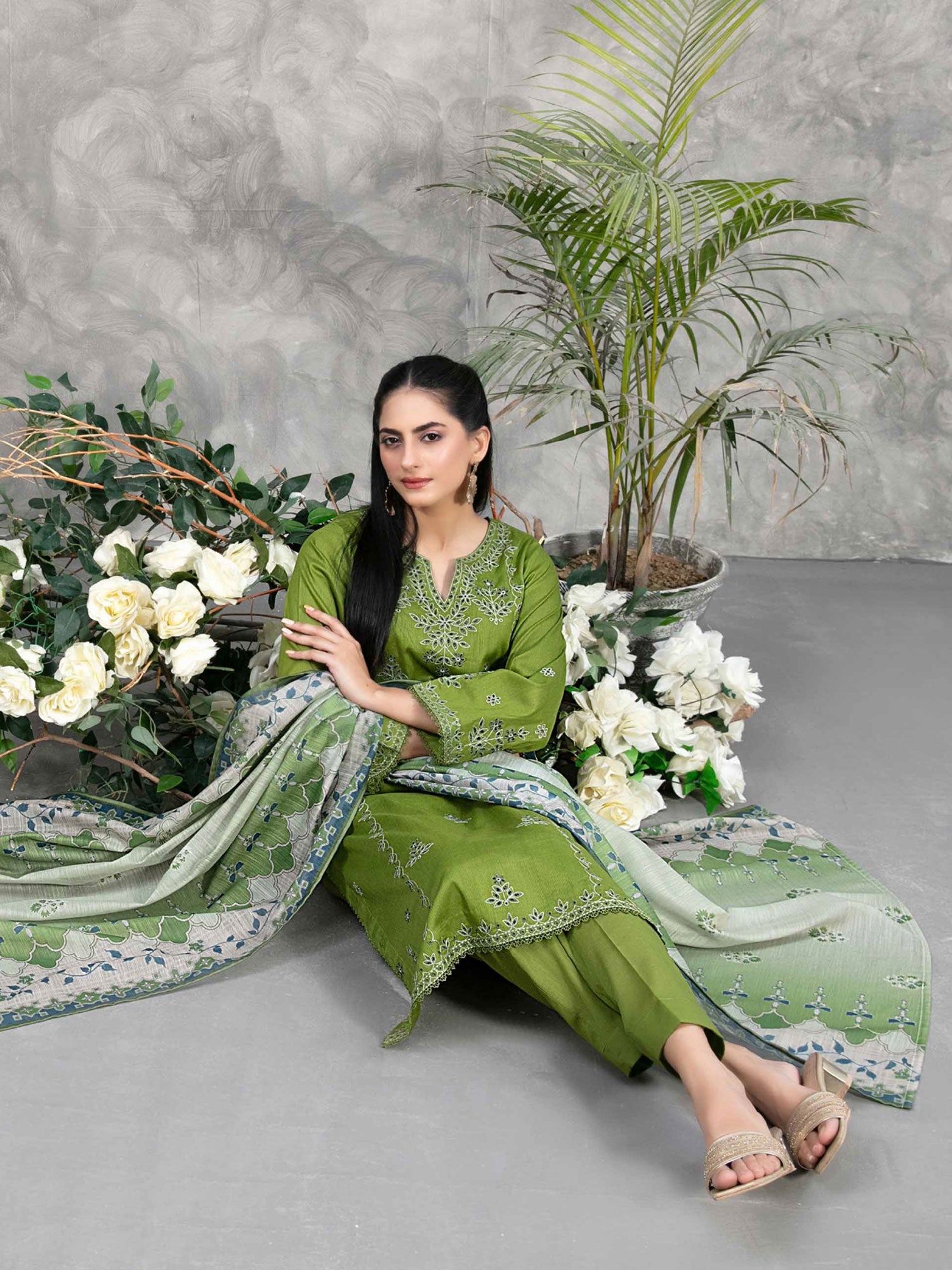 Tawakkal "Aarah" Green Embroidered Lawn Suit (D2827)