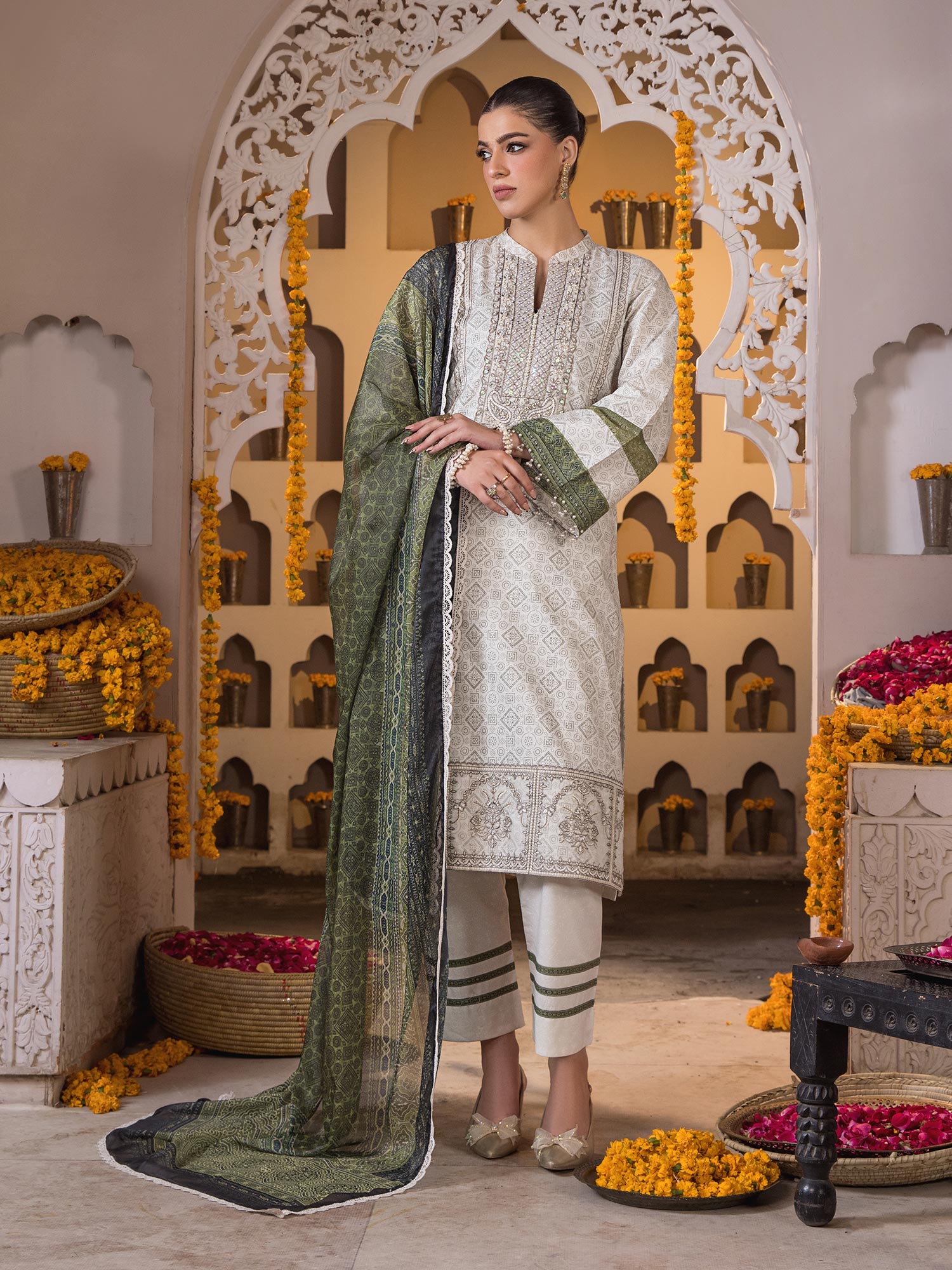 Heera's Off-White & Green Luxury Embroidered 3-Piece Suit