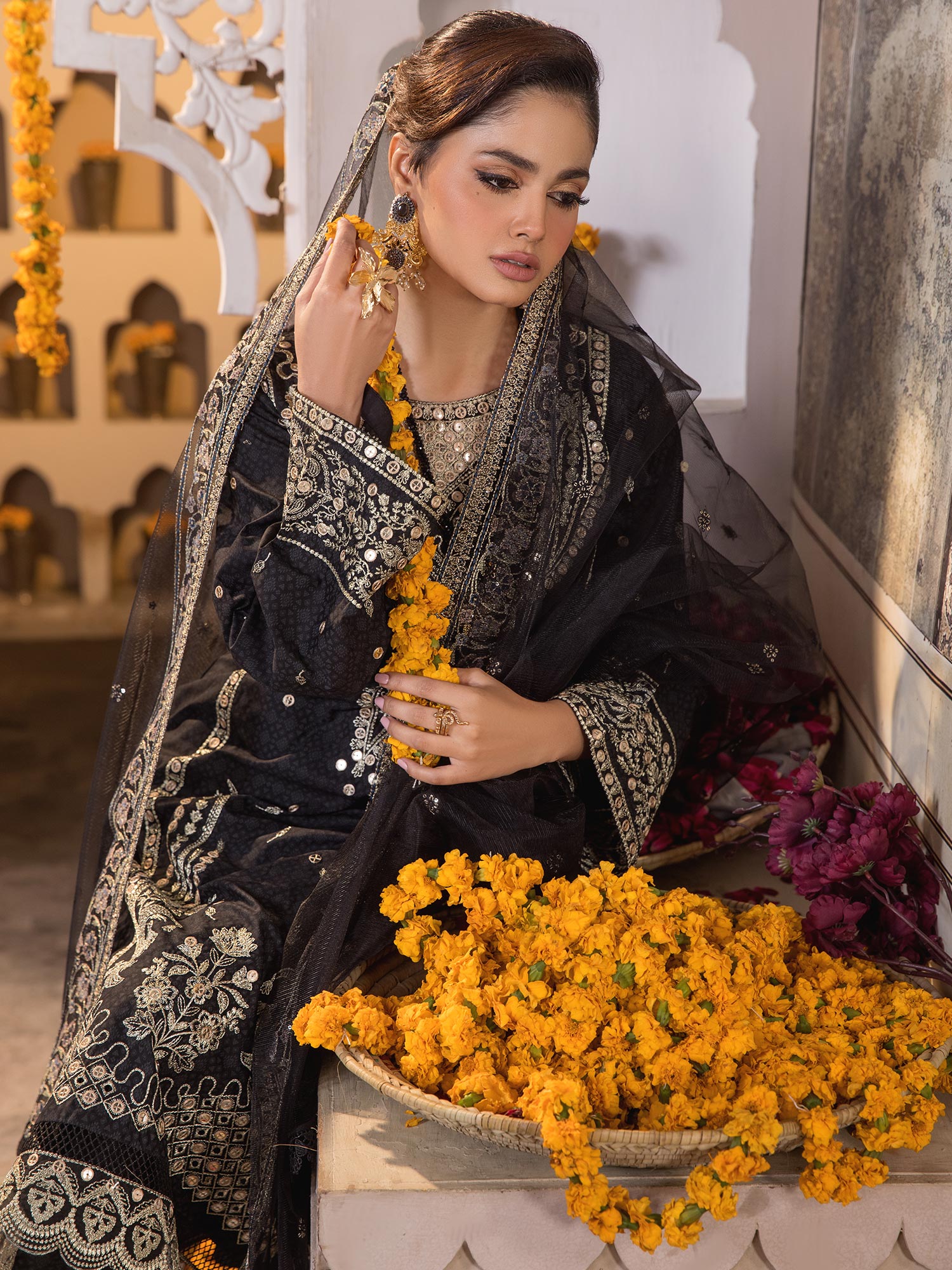 Heera's Black Luxury Embroidered 3-Piece Suit