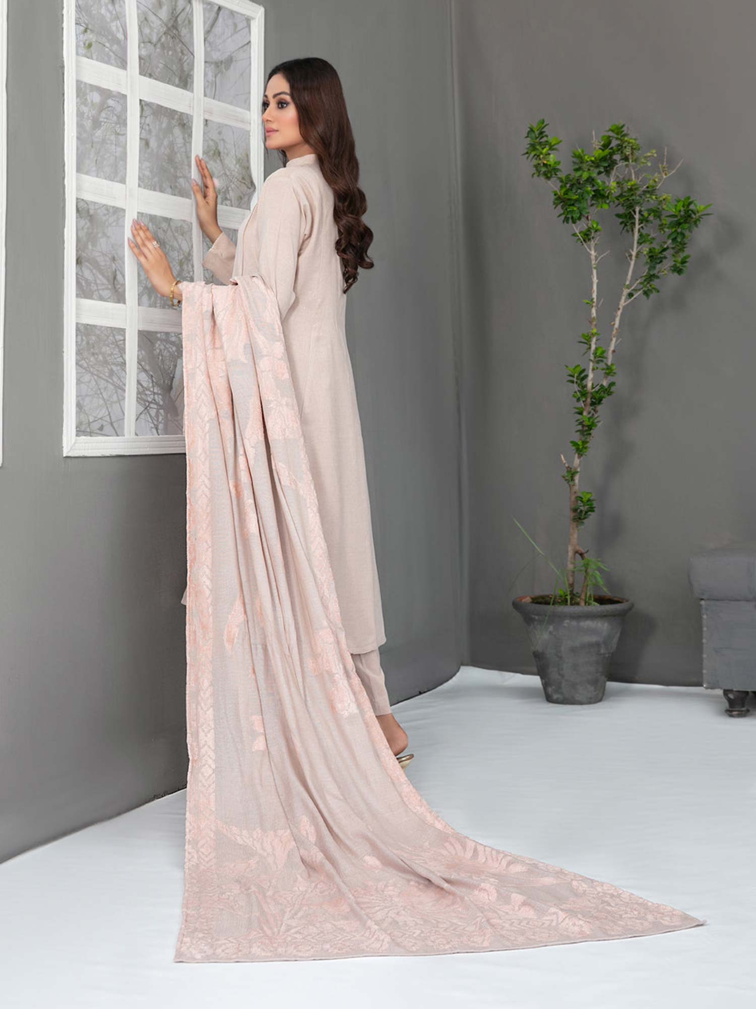 Tawakkal "Eladari" Winter Leather-Peach Suit with Shawl (D3855) - Dusky Pink