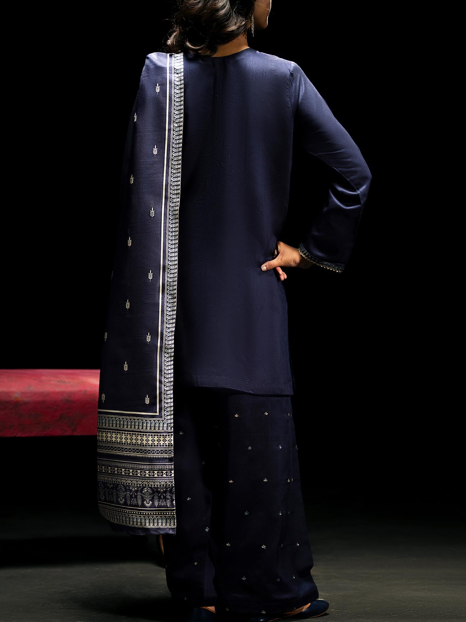 Casual Lite "Boutique" Embroidered Luxury Viscose Suit - Navy