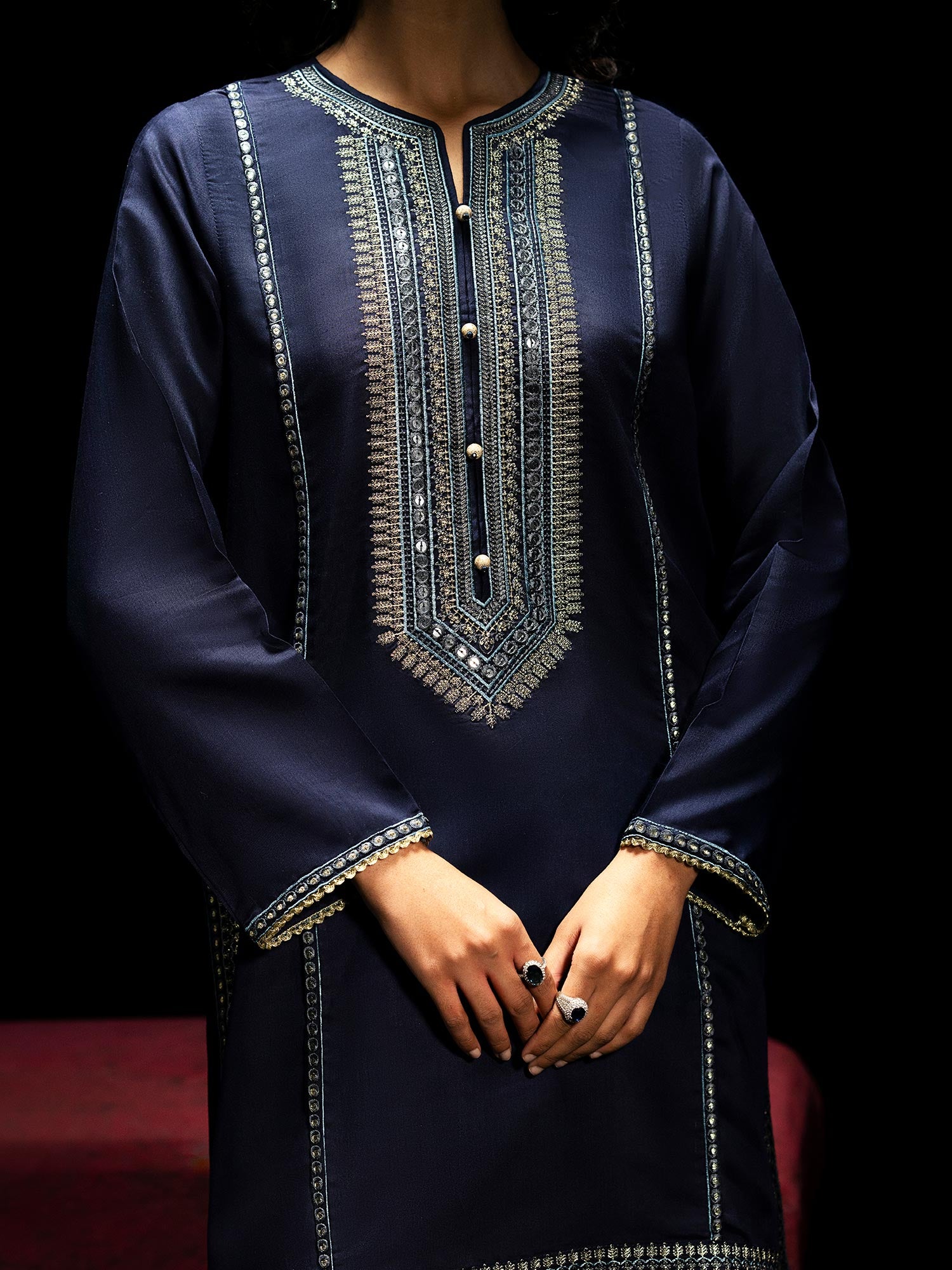 Casual Lite "Boutique" Embroidered Luxury Viscose Suit - Navy