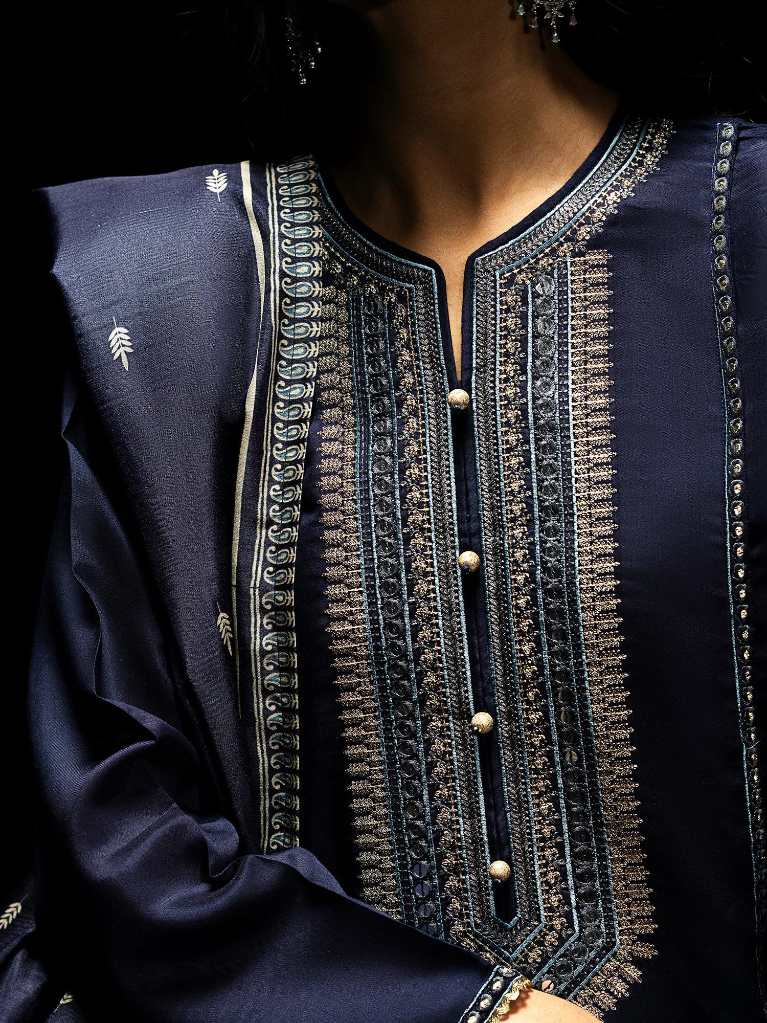 Casual Lite "Boutique" Embroidered Luxury Viscose Suit - Navy