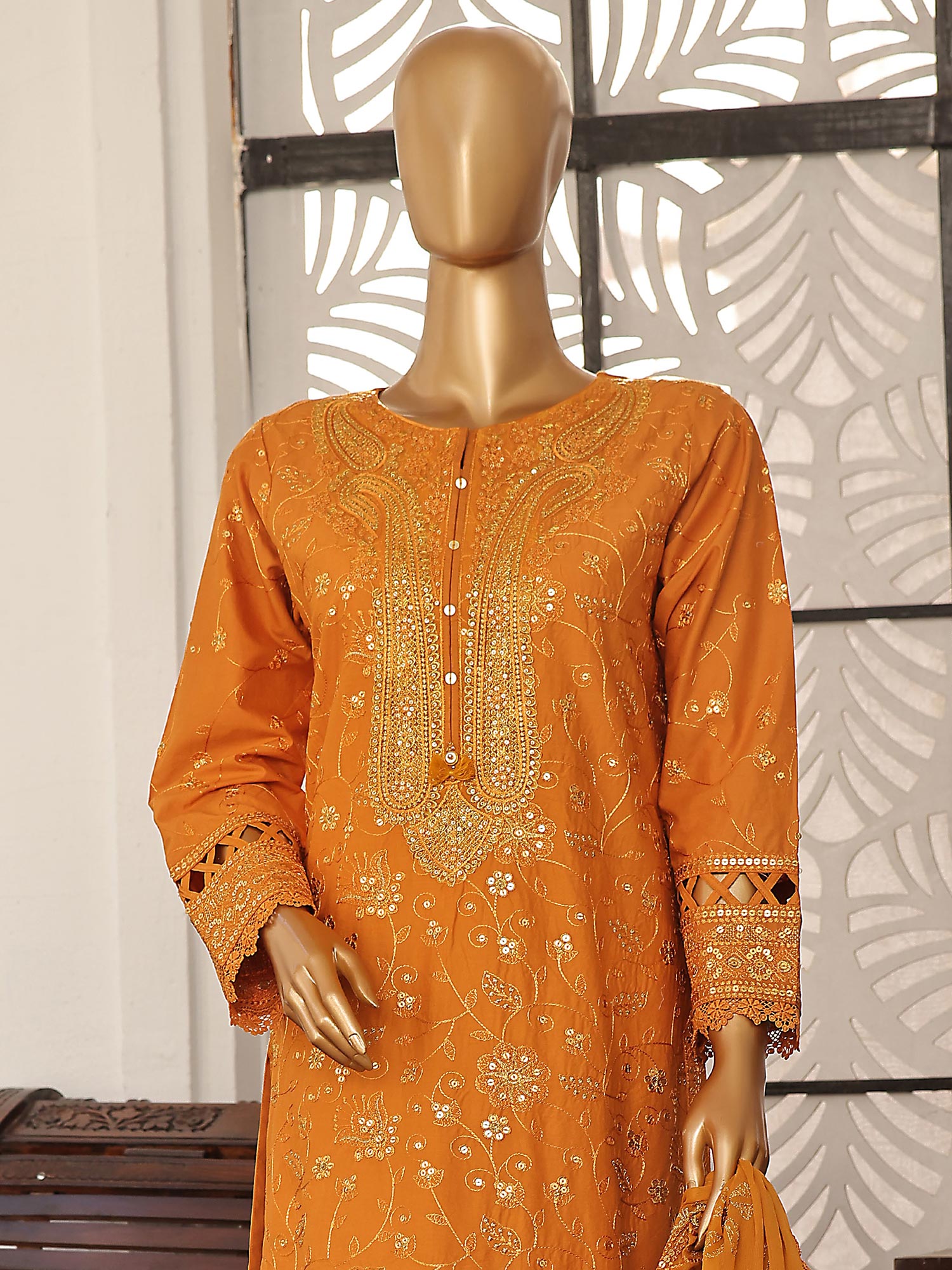 Sadabahar Lucknowi Chikankari Embroidered 3-Piece Suit (D-06)