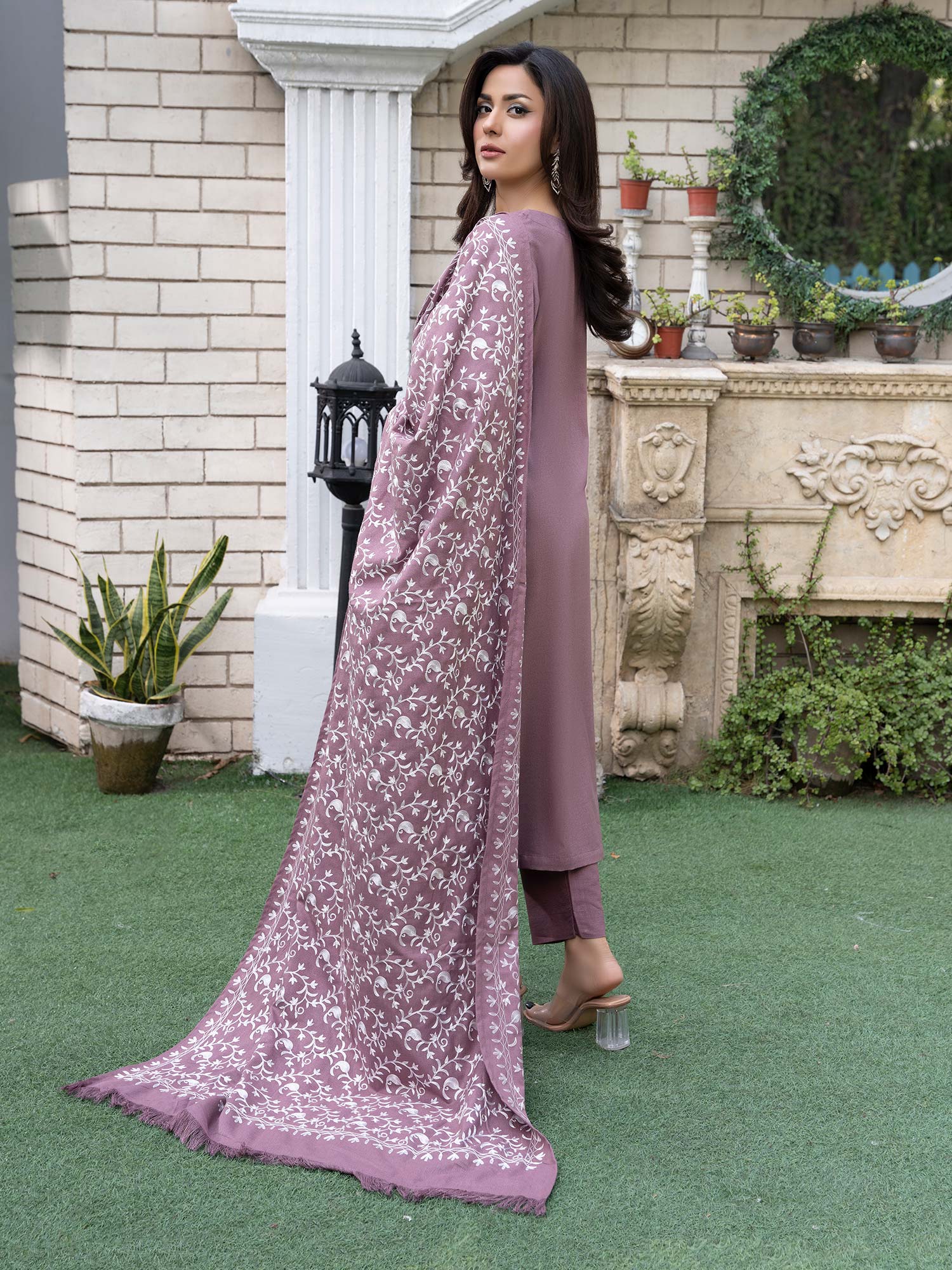 Raniya.H "Noor Bano" Winter Dhanak Suit with Shawl - Mauve