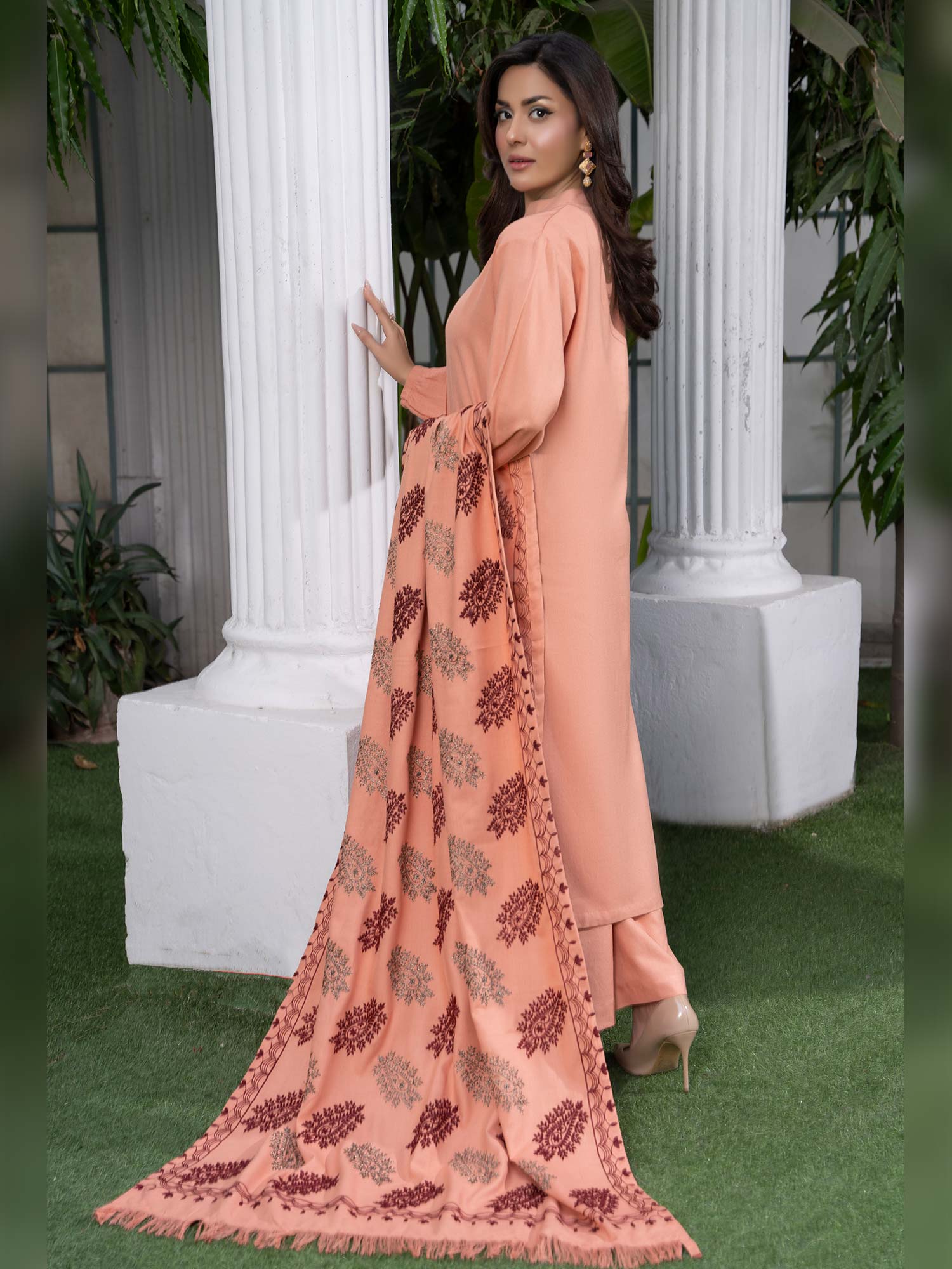 Raniya.H "Noor Bano" Winter Dhanak Suit with Shawl - Peach