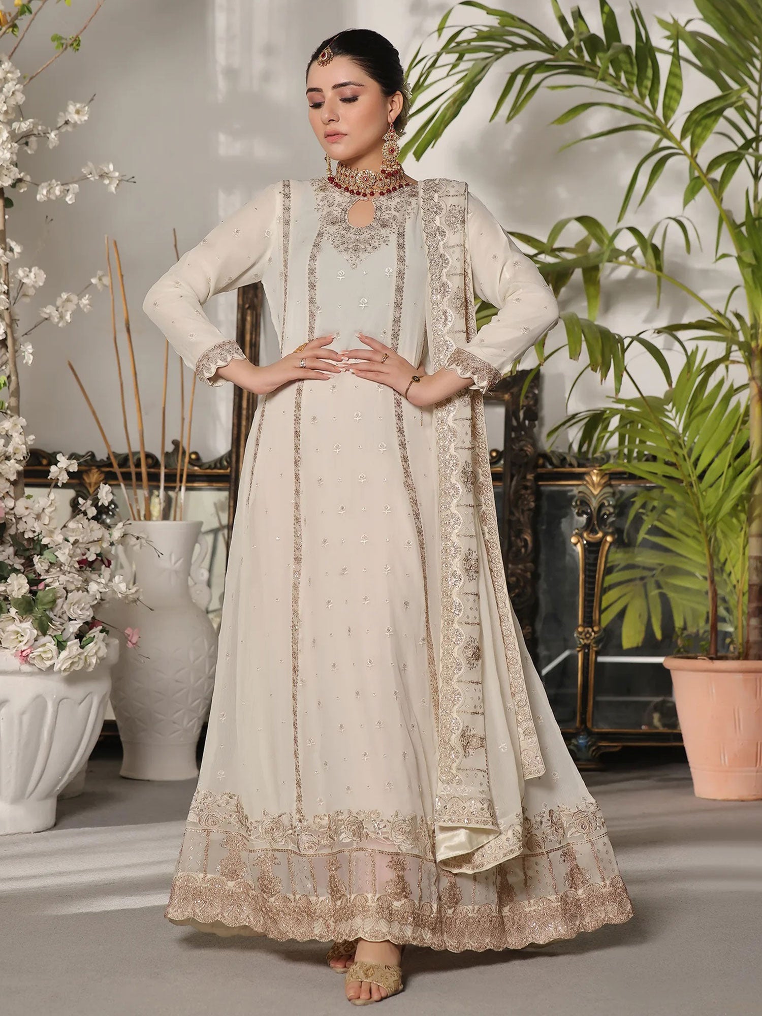 Wardah Uzair Embroidered Chiffon Maxi Suit - Off-White