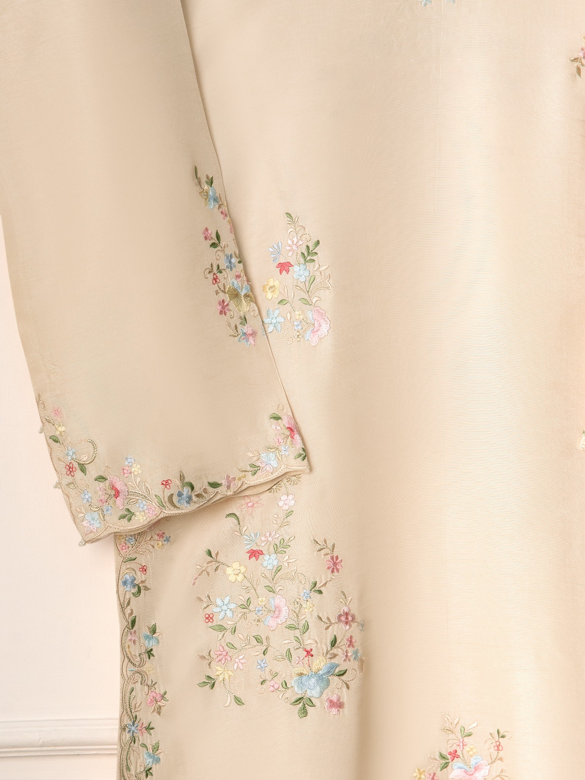 Agha Noor Cream Embroidered Korean Silk 3-Piece Suit