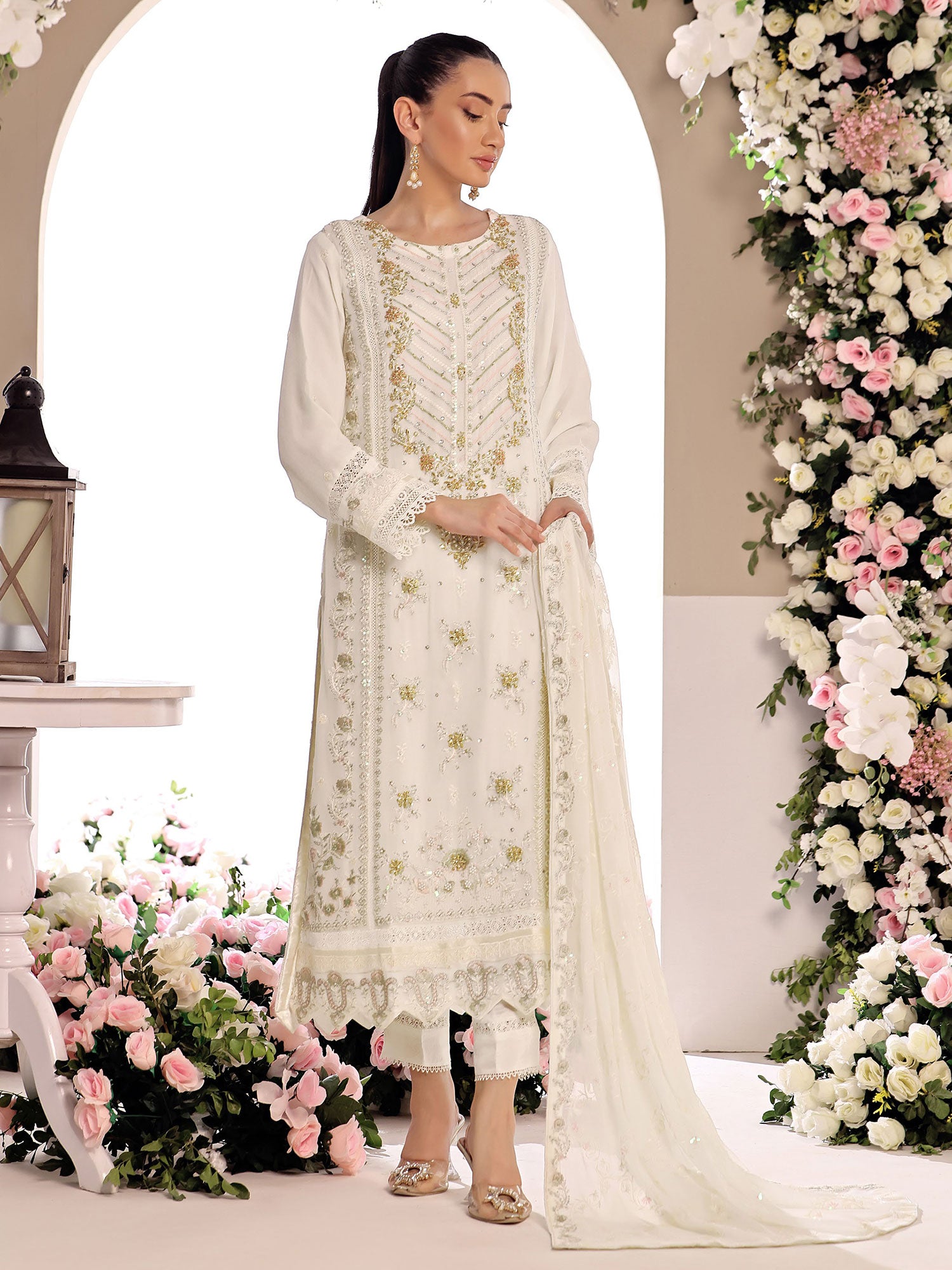 Wardah Uzair "Allure" Luxury Pret Embroidered Chiffon Suit - Glimmer