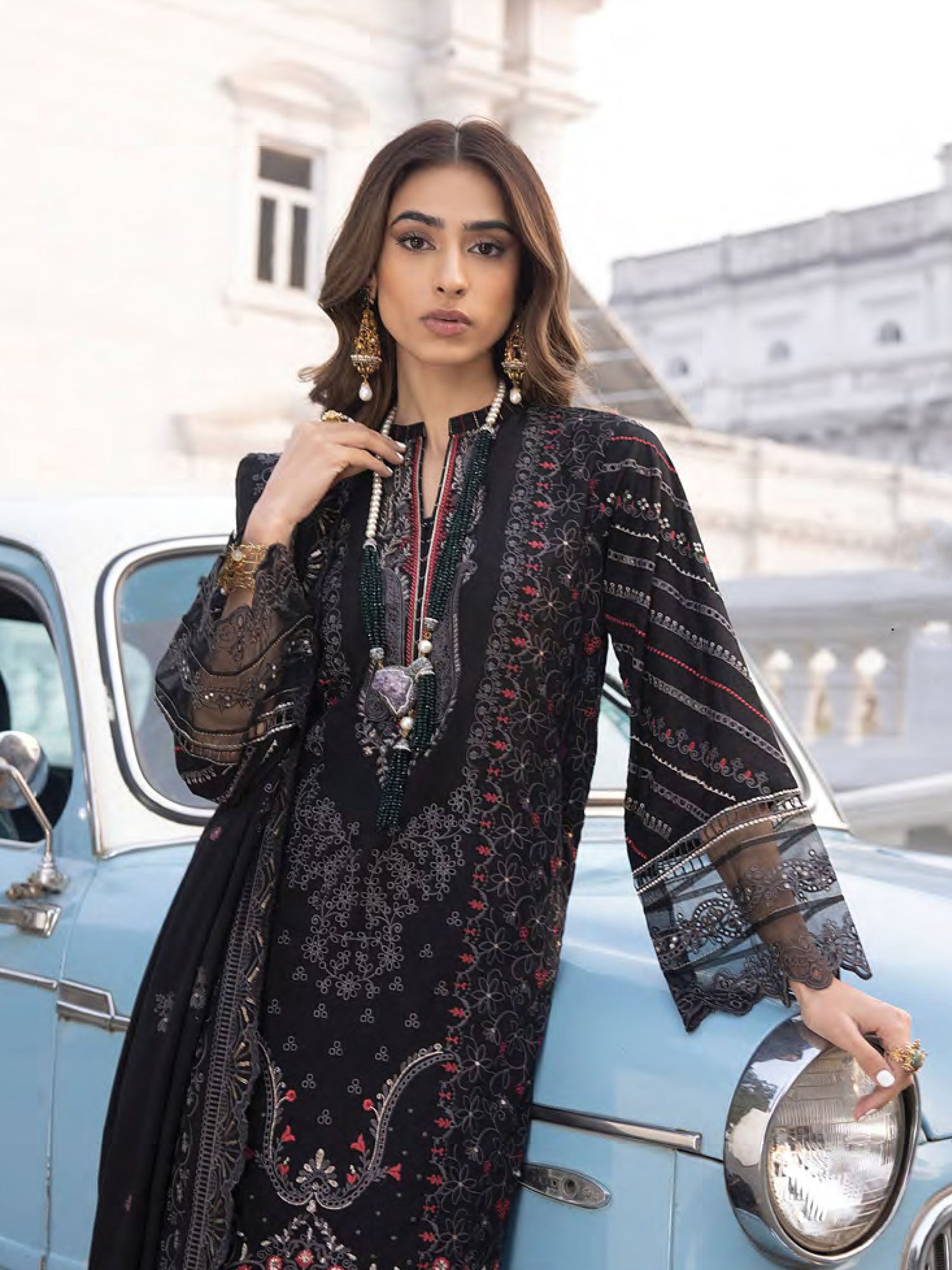 Lakhany Black Unstitched Embroidered Lawn 3-Piece Suit (LG-AM-0022)