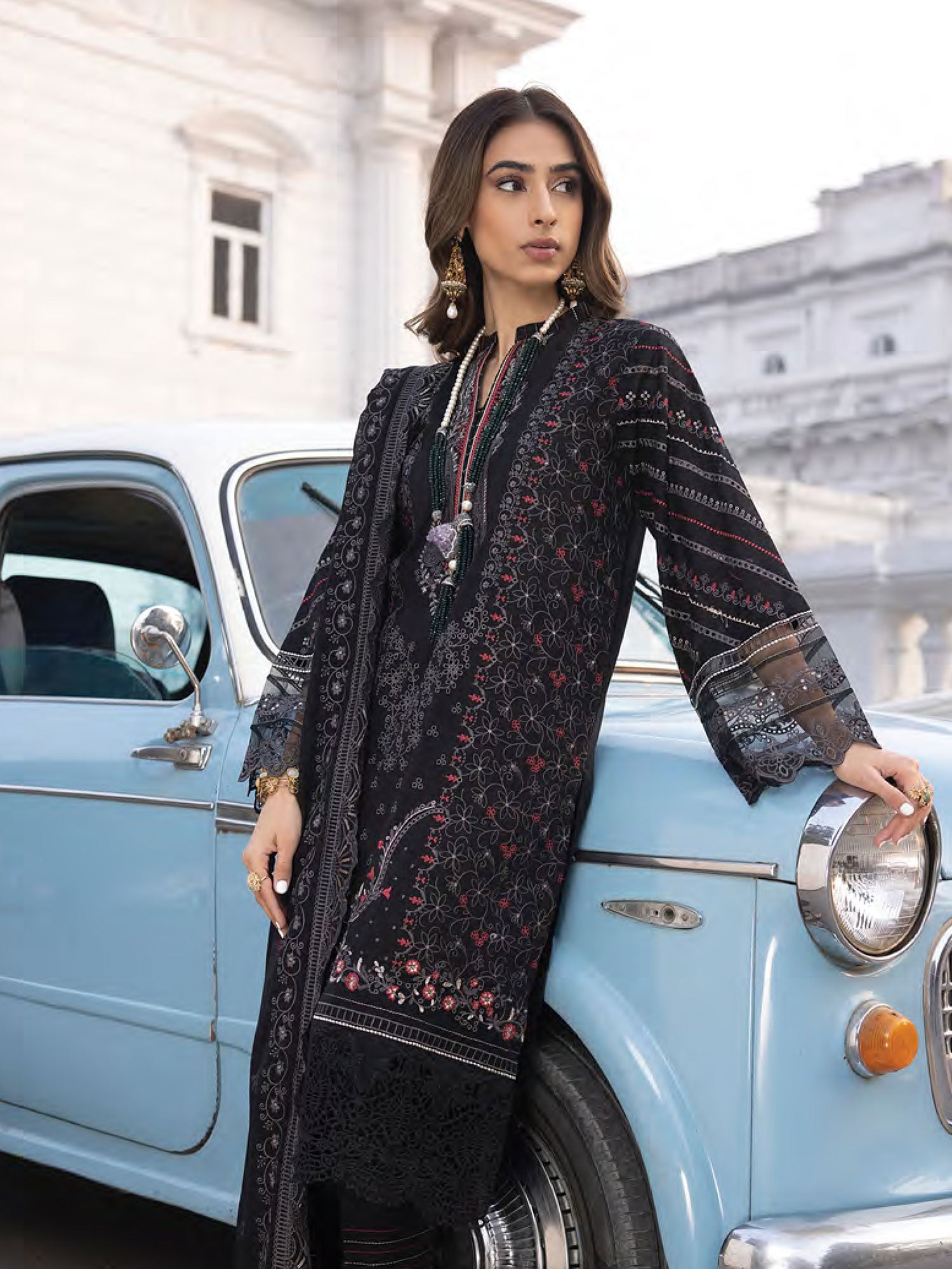 Lakhany Black Unstitched Embroidered Lawn 3-Piece Suit (LG-AM-0022)