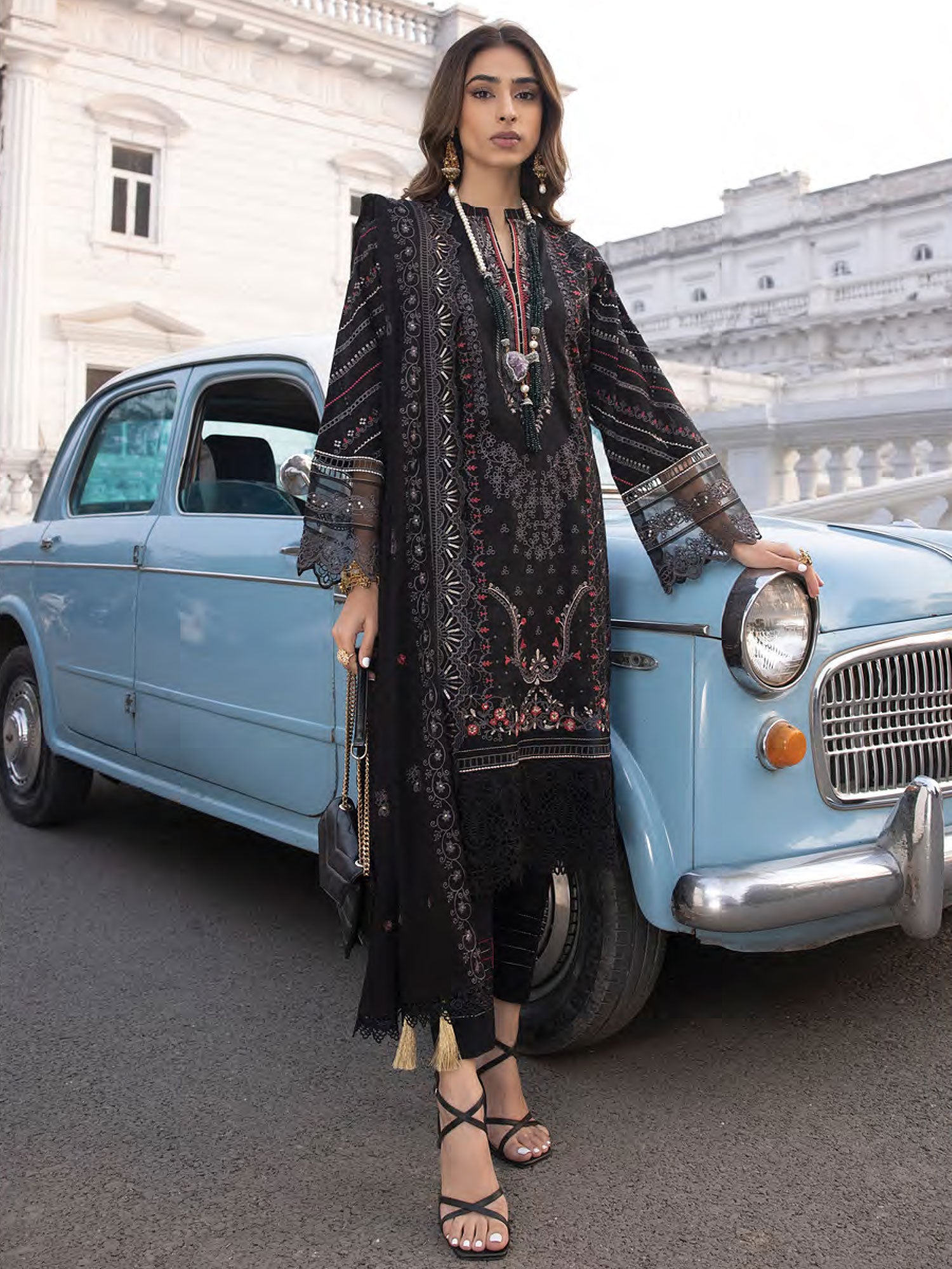 Lakhany Black Unstitched Embroidered Lawn 3-Piece Suit (LG-AM-0022)