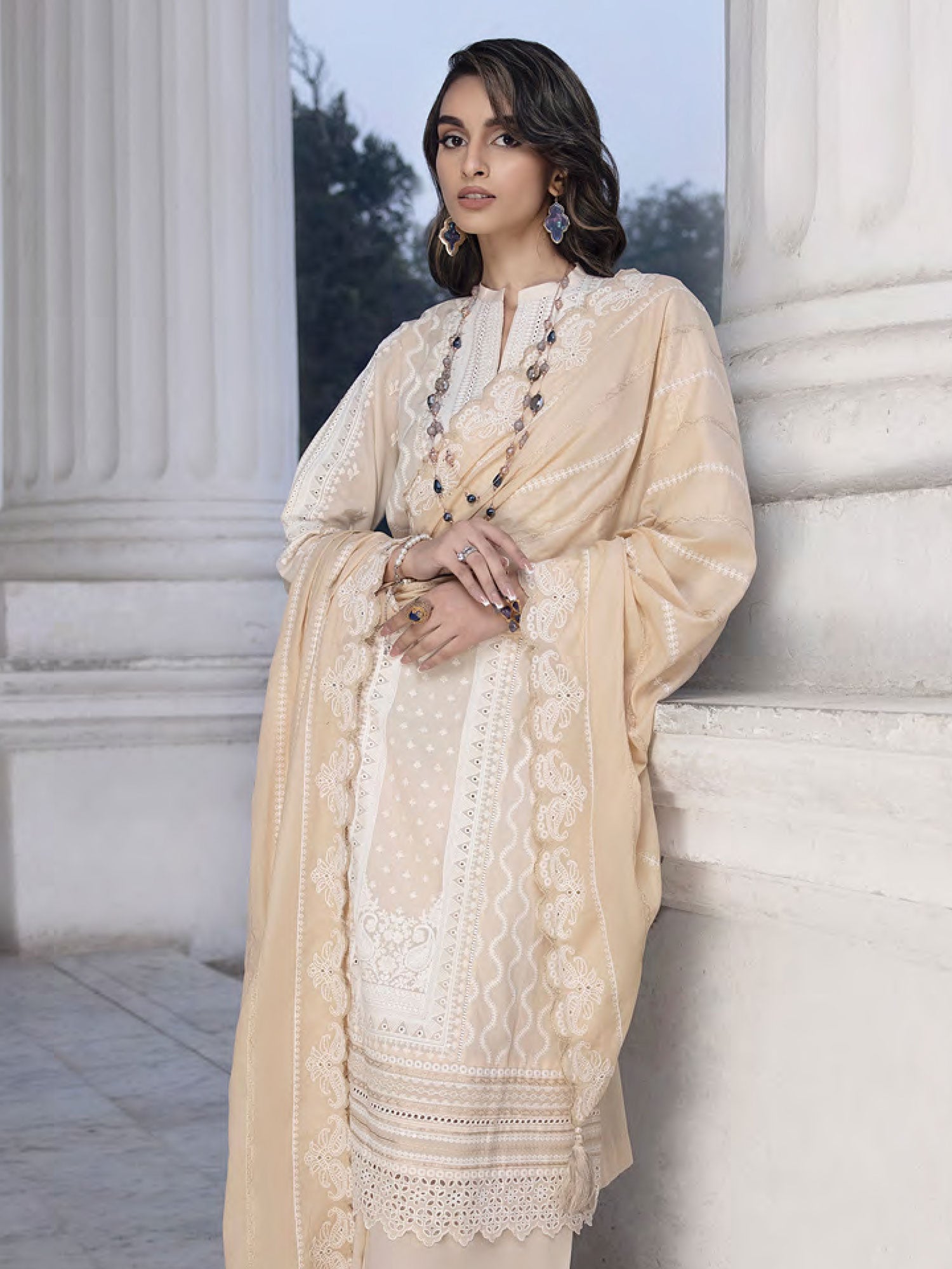 Lakhany Beige Unstitched Embroidered Lawn 3-Piece Suit (LG-SR-0122)