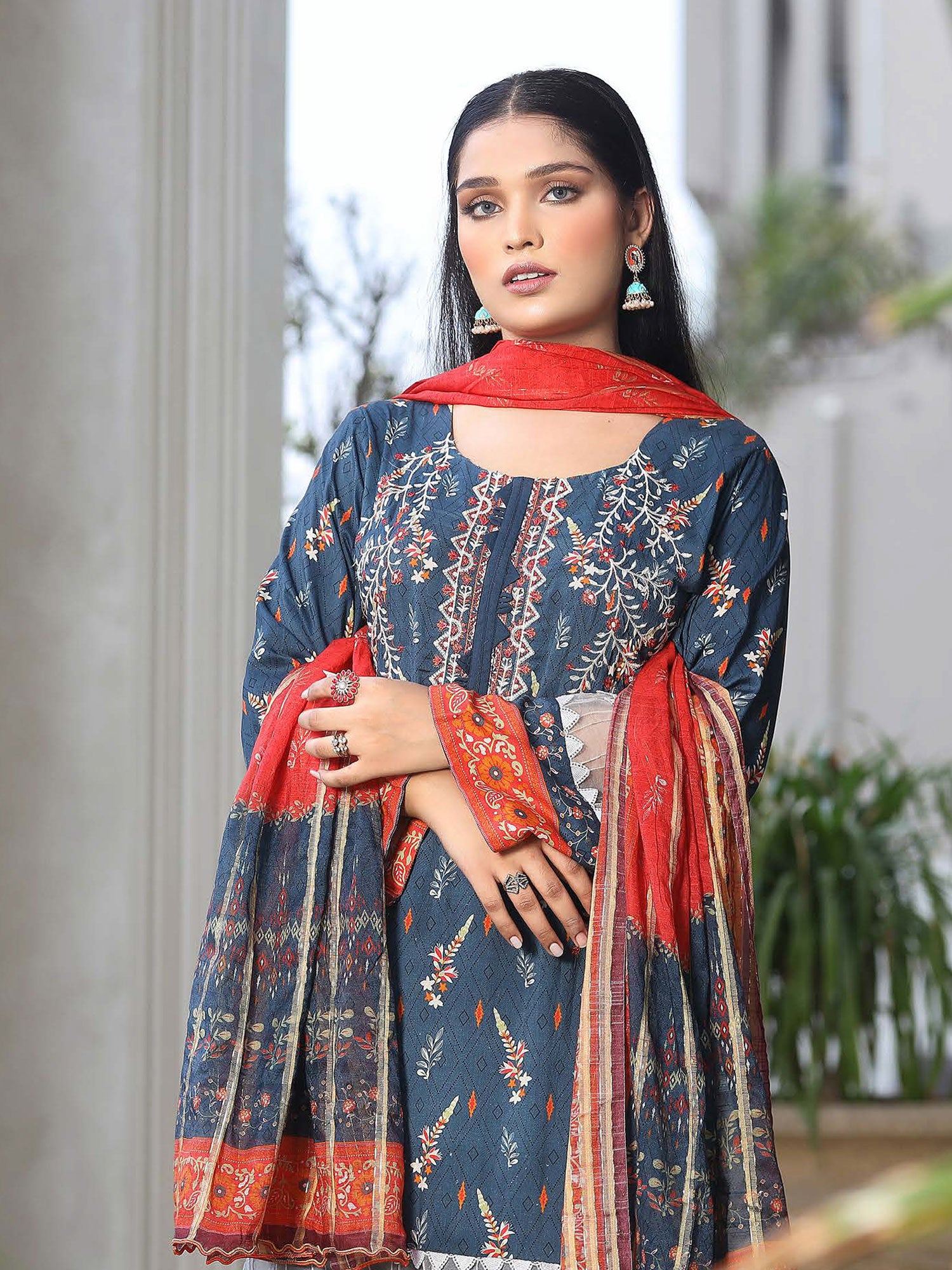 Munira Embroidered Winter Linen Suit (MSL-01) - Zinc