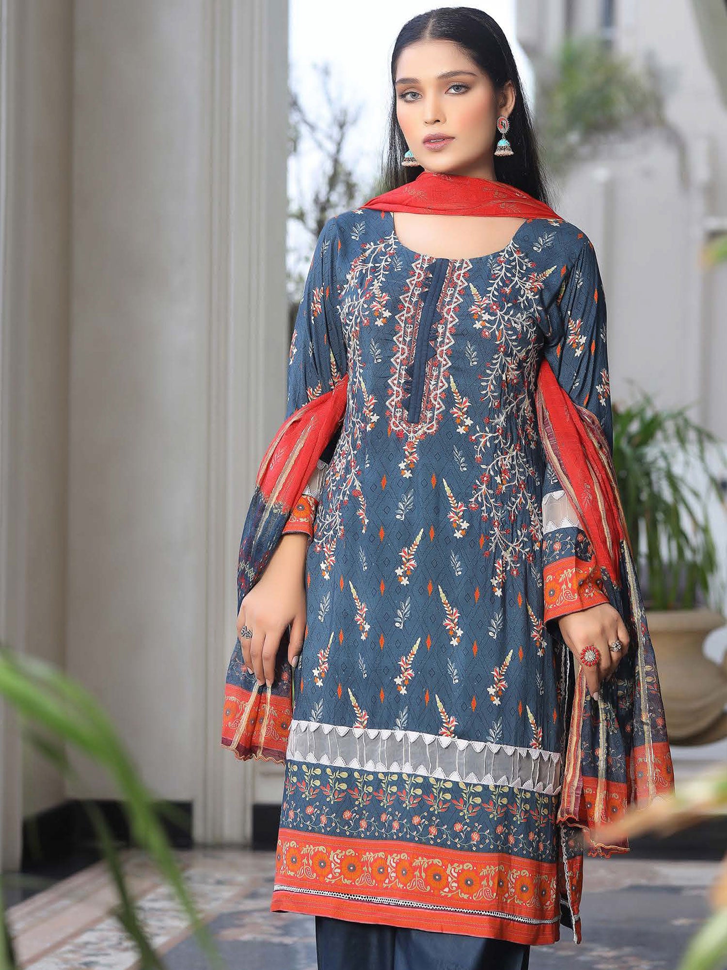 Munira Embroidered Winter Linen Suit (MSL-01) - Zinc