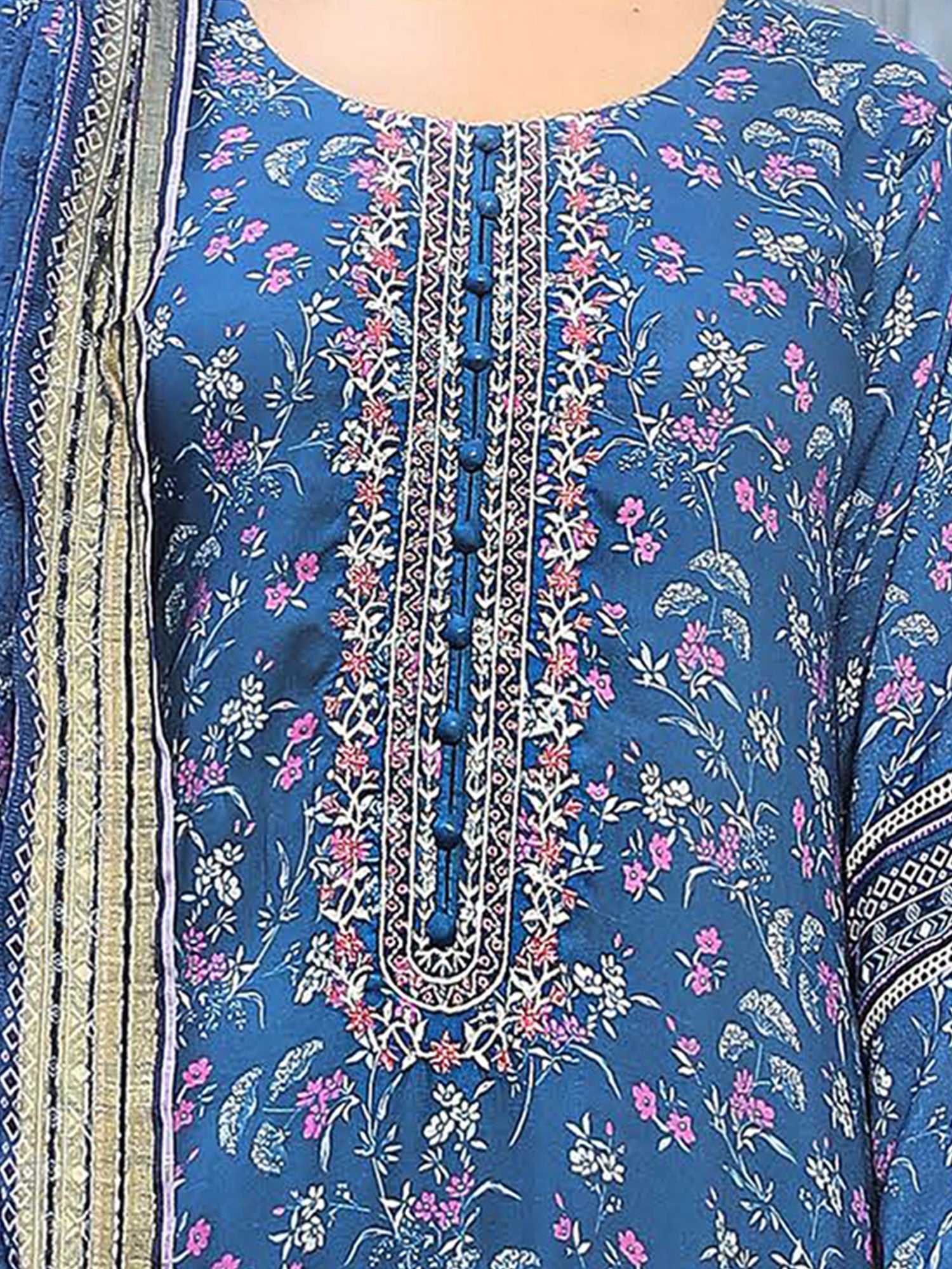 Munira Embroidered Winter Linen Suit (MSL-02) - Blue