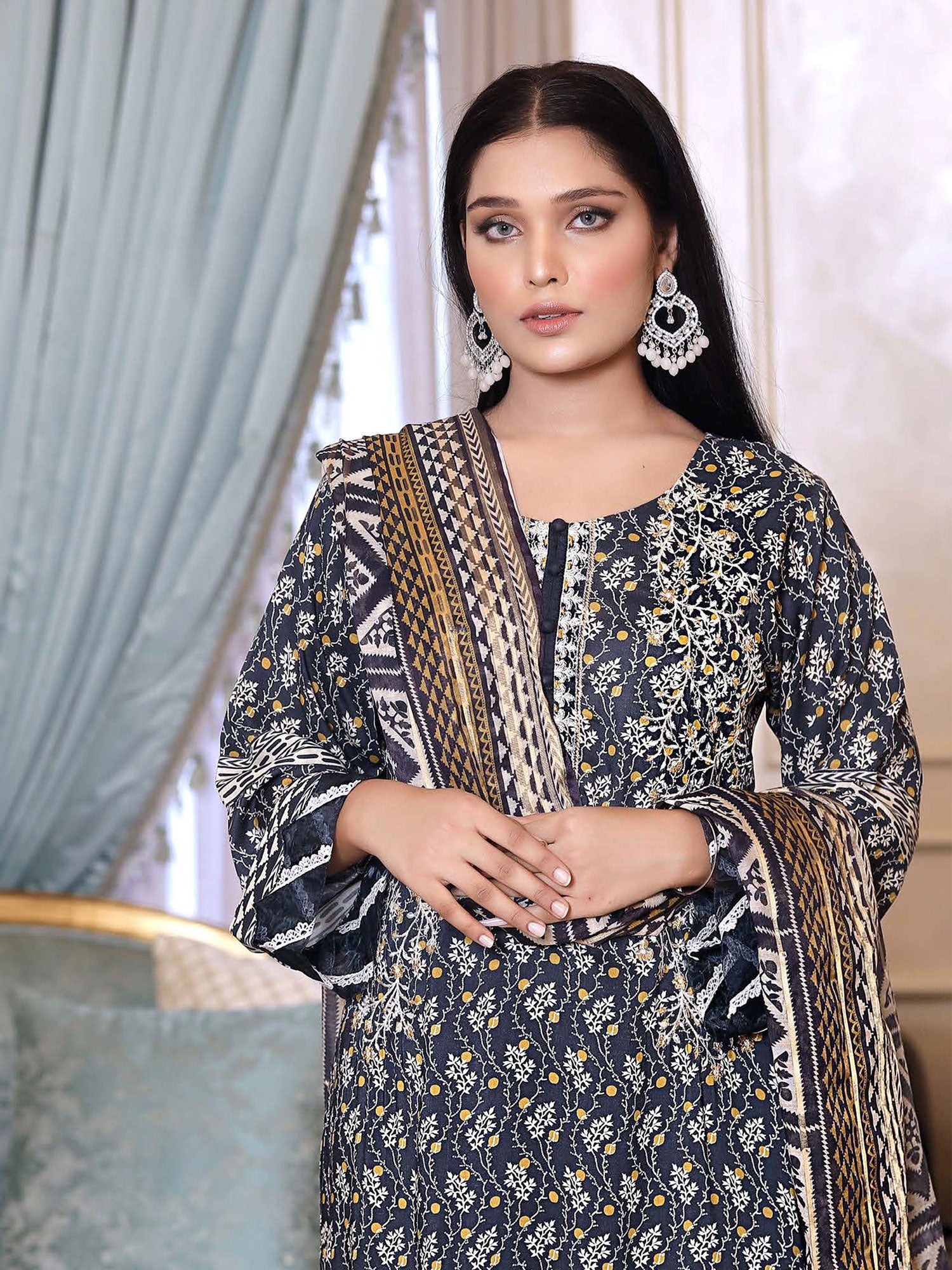 Munira Embroidered Winter Linen Suit (MSL-06) - Navy