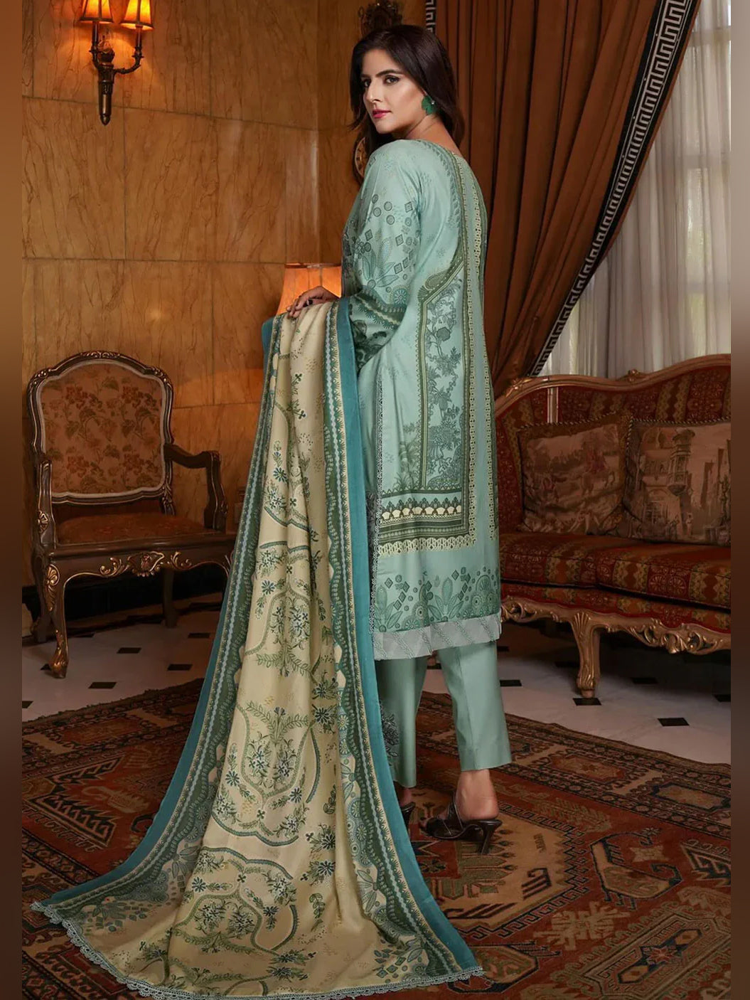 Munira Embroidered Winter Dhanak Suit (MSL-01) - Green