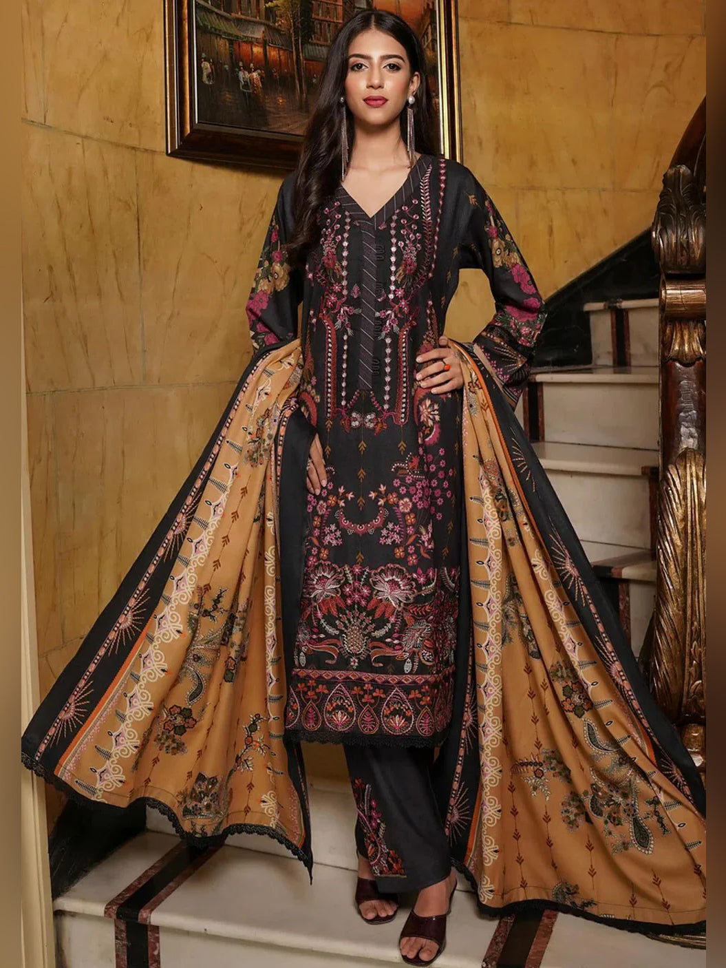 Munira Embroidered Winter Dhanak Suit (MSL-04) - Black