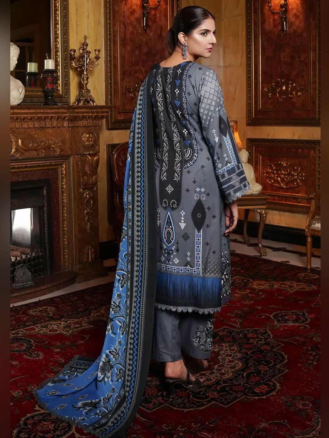 Munira Embroidered Winter Dhanak Suit (MSL-06) - Grey