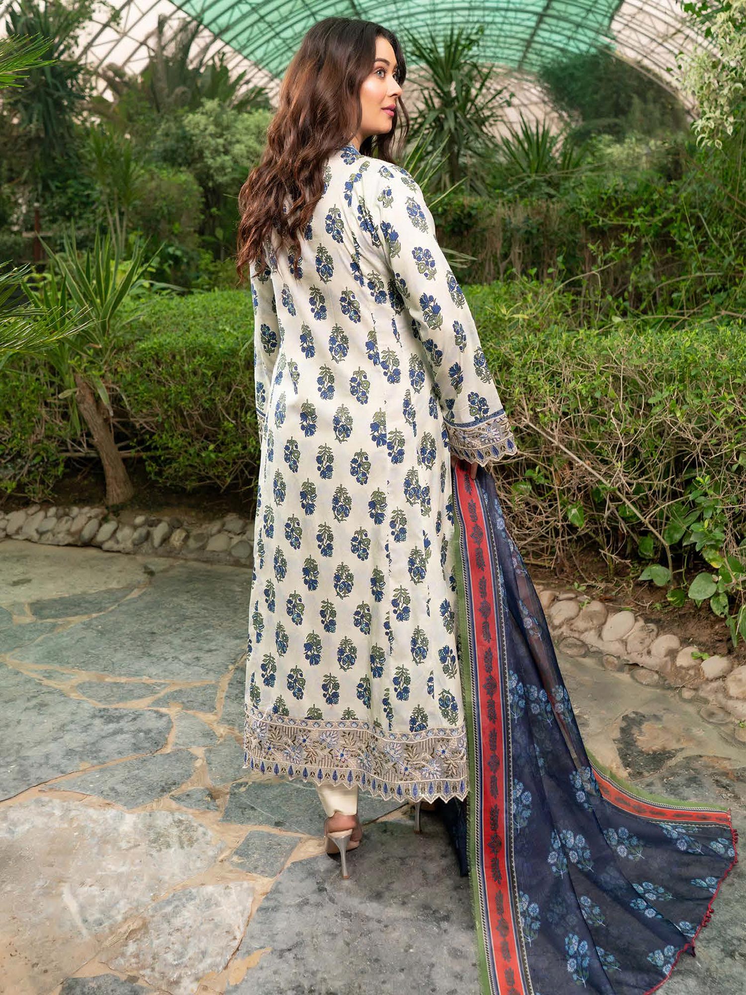 Munira Embroidered Lawn Frock Suit (MSL-04) - Light Green