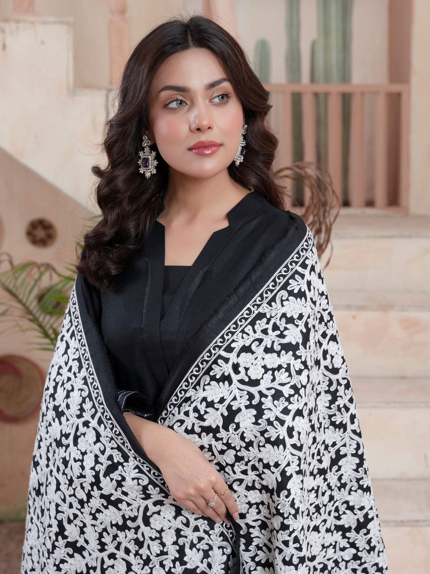 Raniya.H "Noor Bano" Winter Dhanak Suit with Shawl - Black