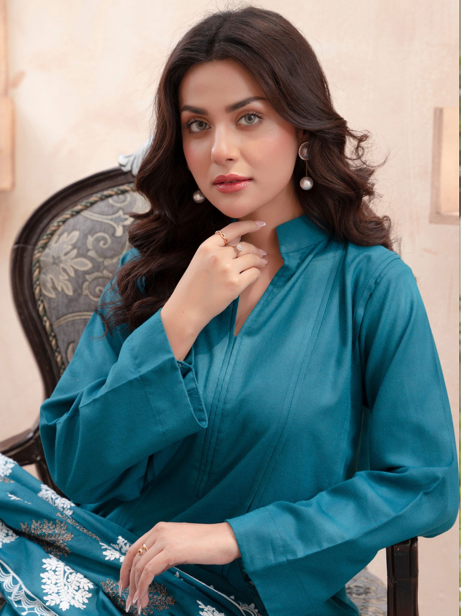 Raniya.H "Noor Bano" Winter Dhanak Suit with Shawl - Teal