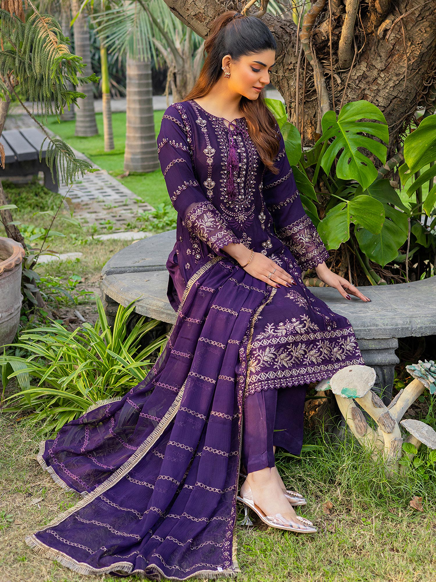 Luxury Embroidered Chiffon Suit - Purple