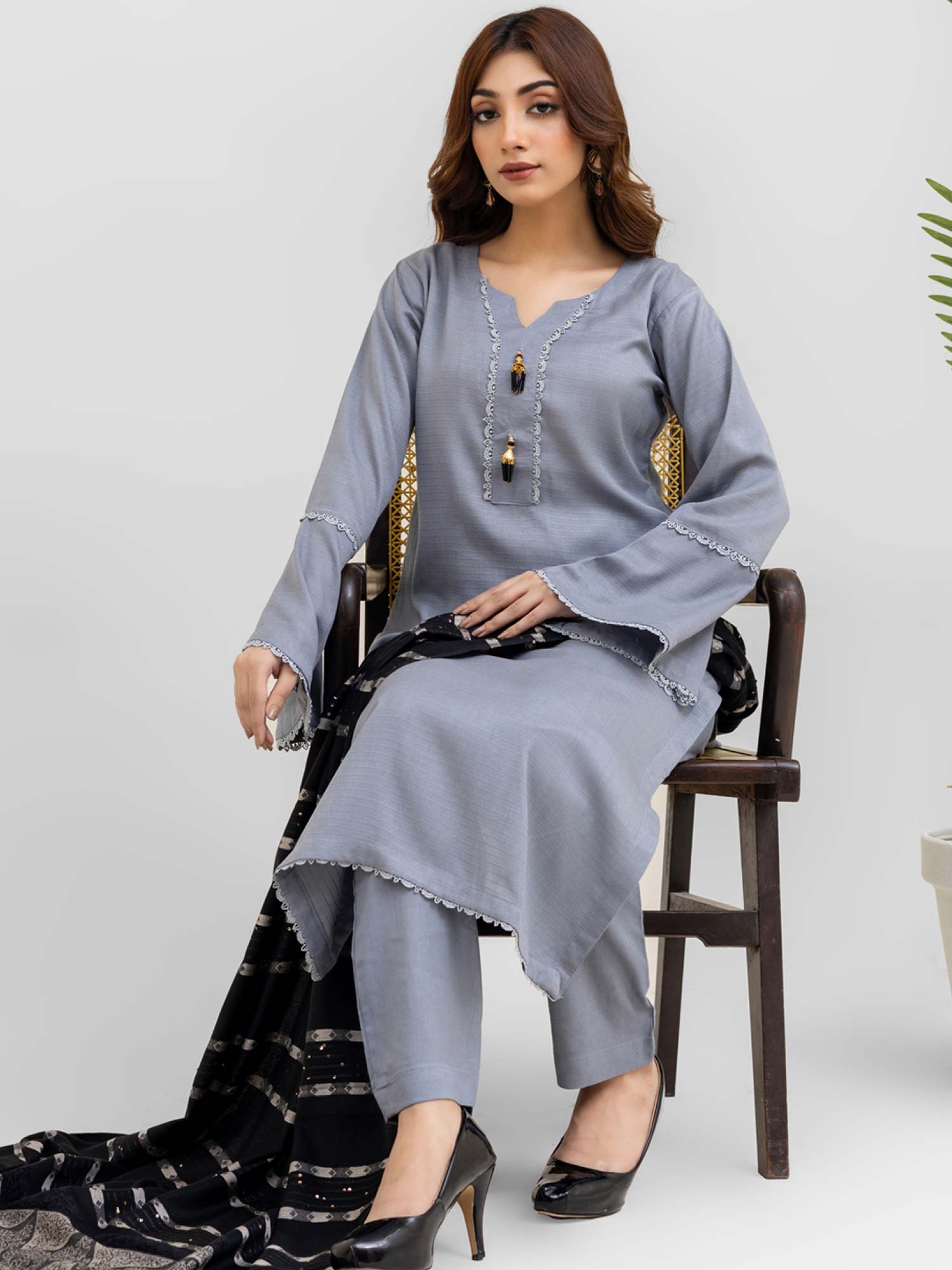 Rangz Grey Winter Dhanak Suit with Kashmiri Wool Shawl