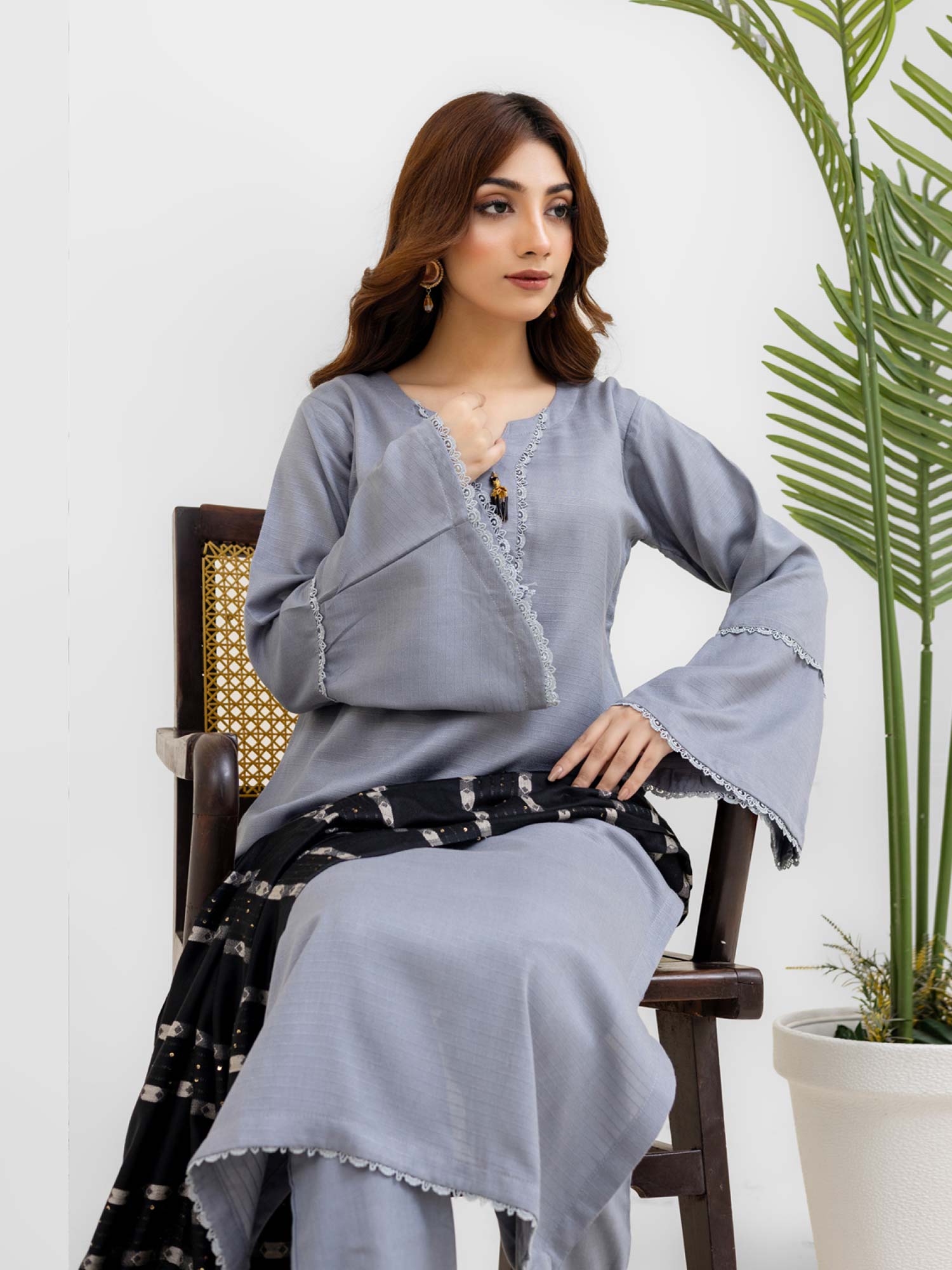 Rangz Grey Winter Dhanak Suit with Kashmiri Wool Shawl