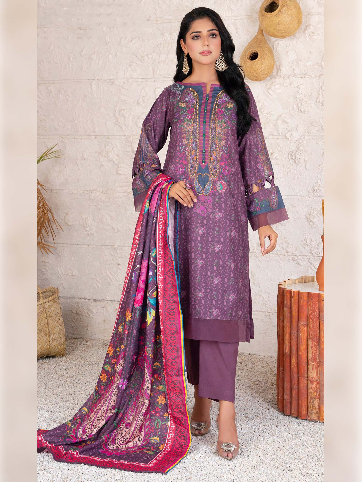 Raniya.H "Anaya" Kashmiri Dhanak Suit with Winter Shawl - Urwa