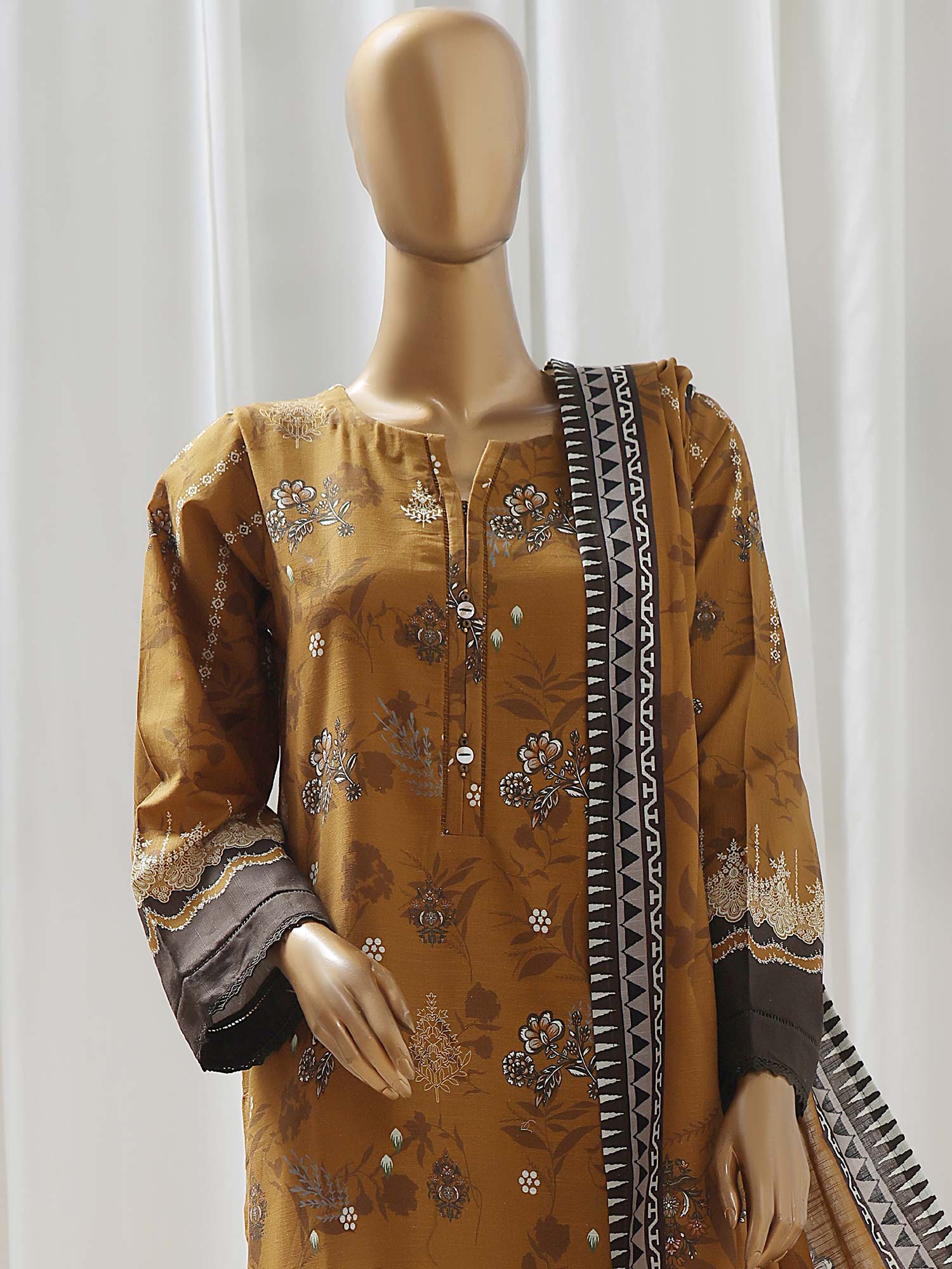 Sadabahar Printed Winter Khaddar 3-Piece Suit - Mustard