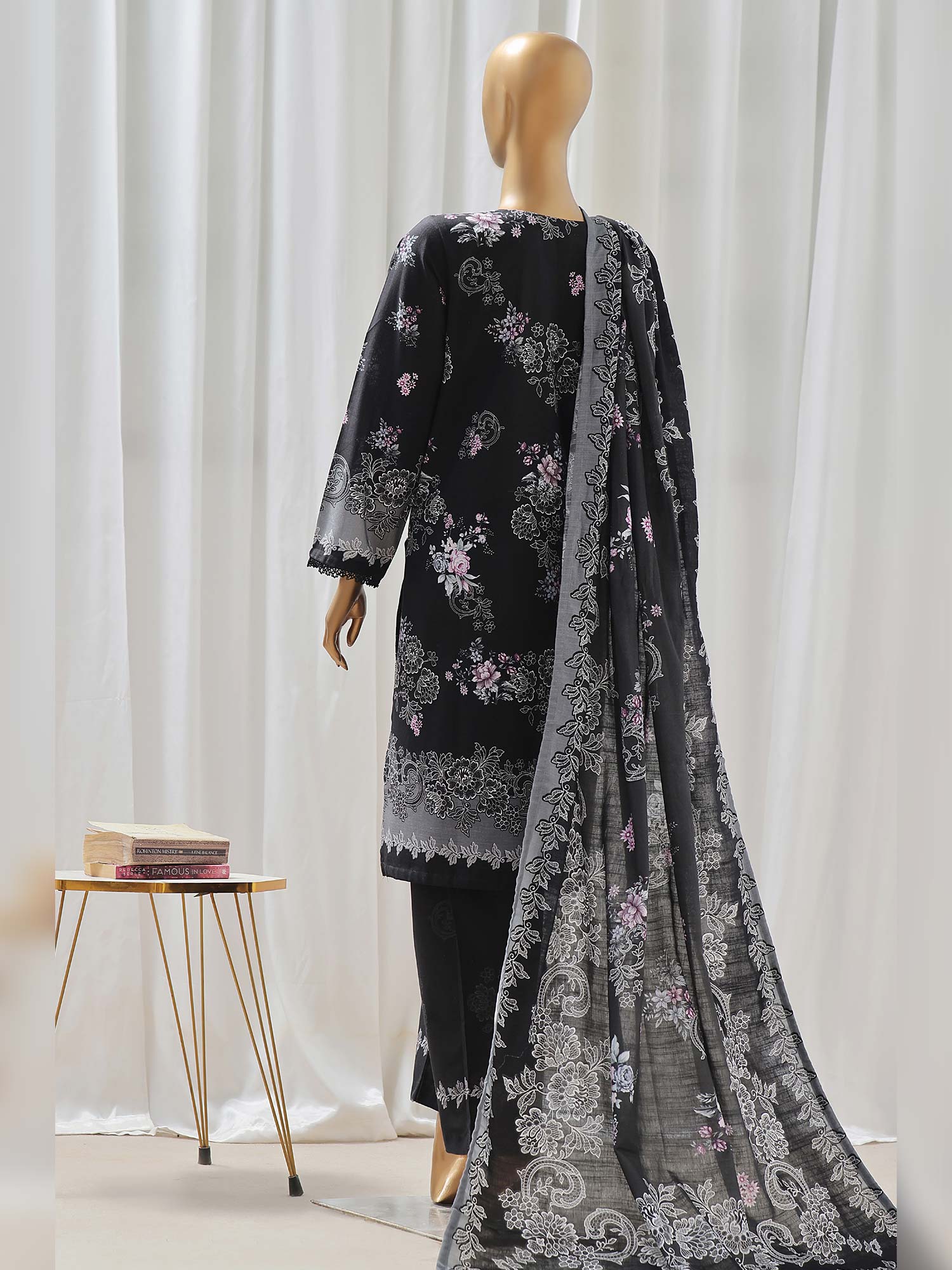 Sadabahar Printed Winter Khaddar 3-Piece Suit - Black