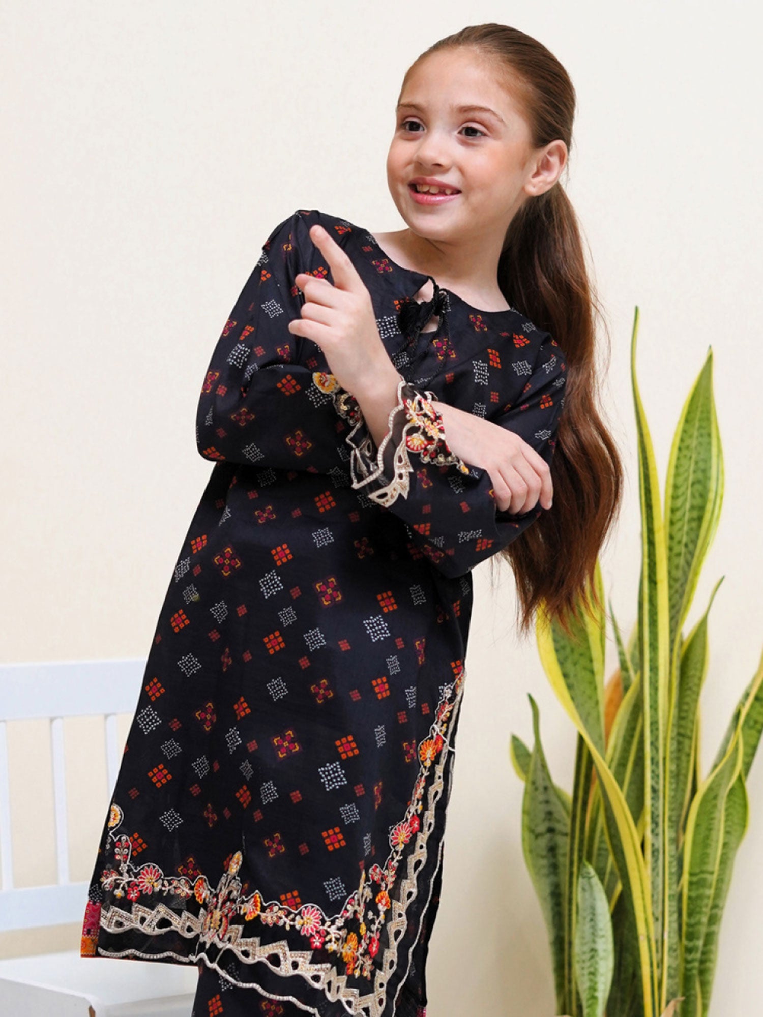 Kids Black Coords Embroidered Lawn 2-Piece Suit